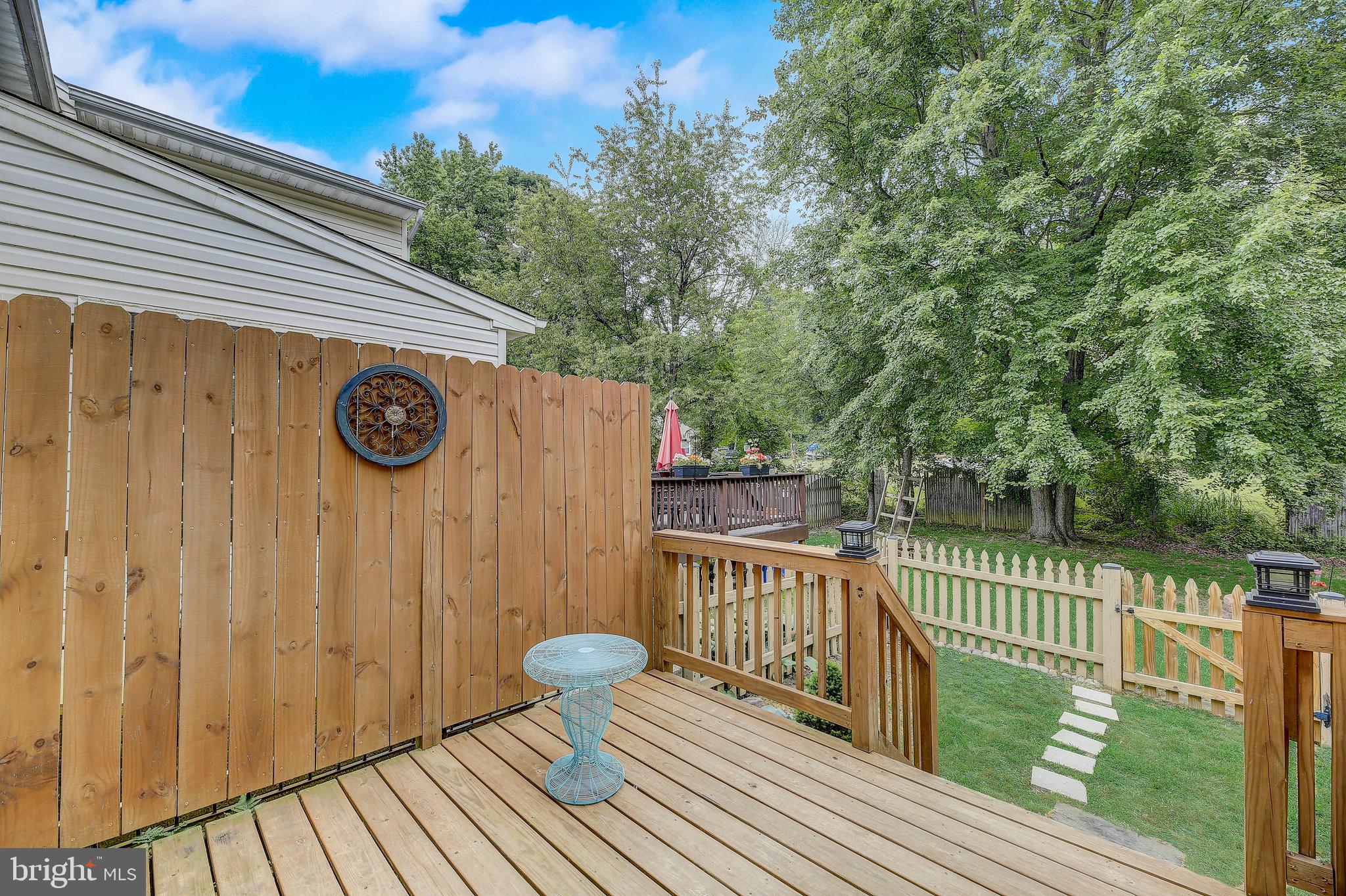 WOODS OF BAYVIEW - Residential