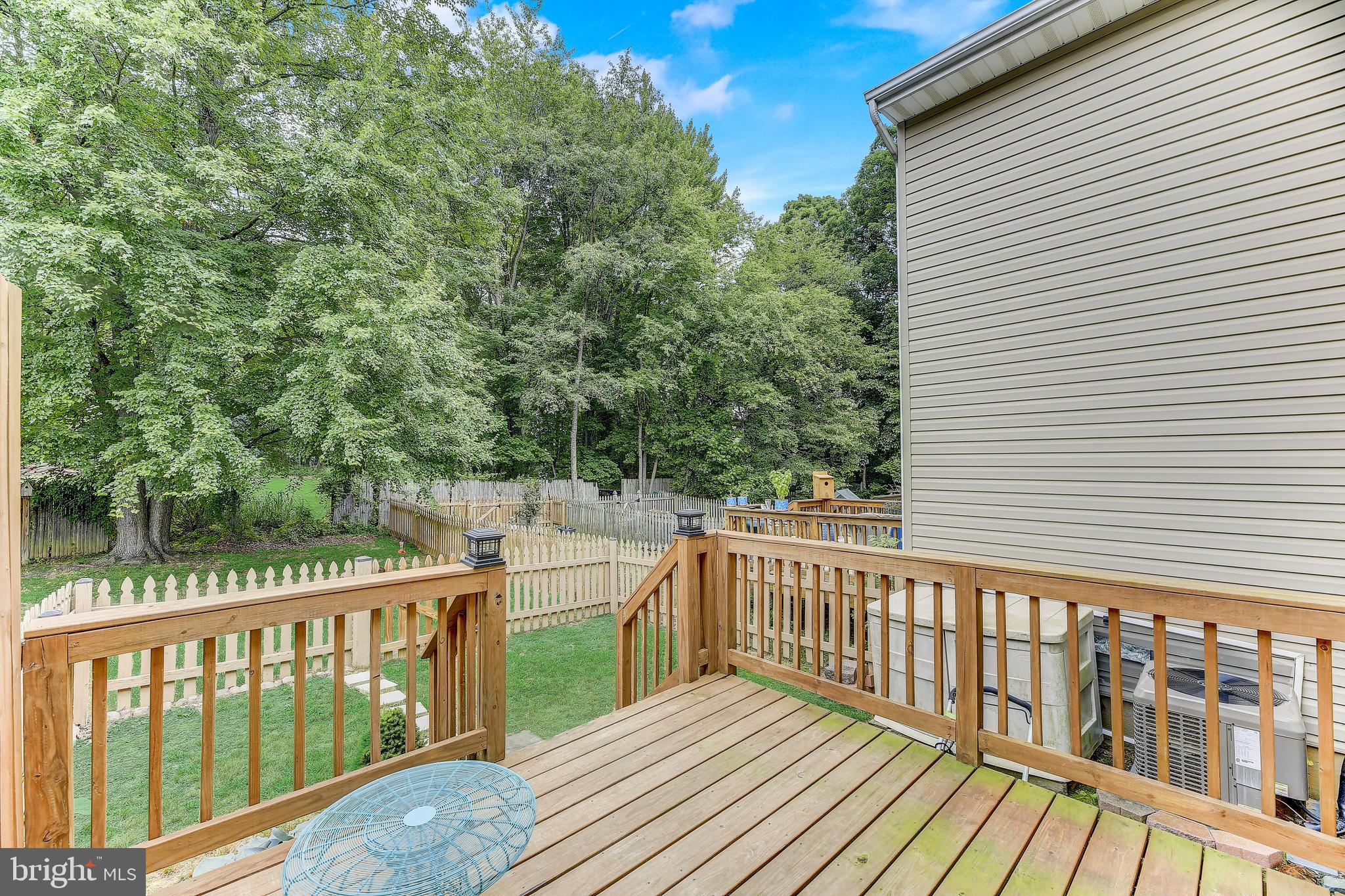 WOODS OF BAYVIEW - Residential