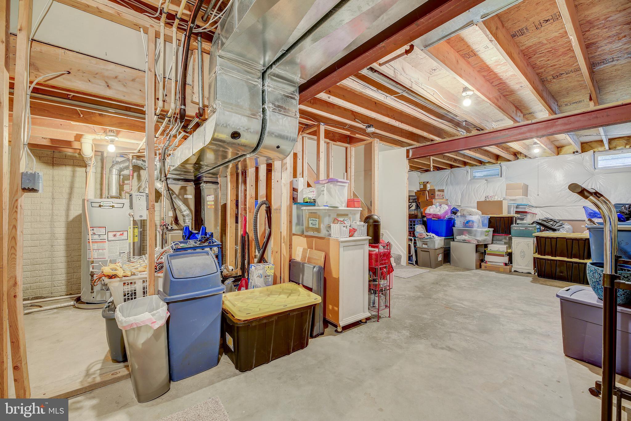 WOODS OF BAYVIEW - Residential