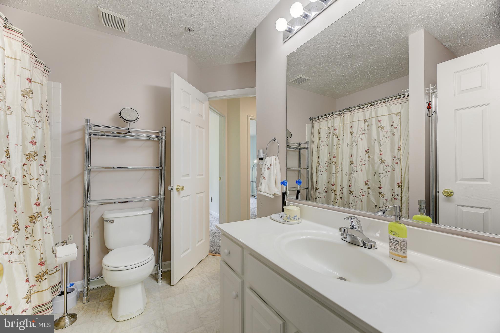 WOODS OF BAYVIEW - Residential