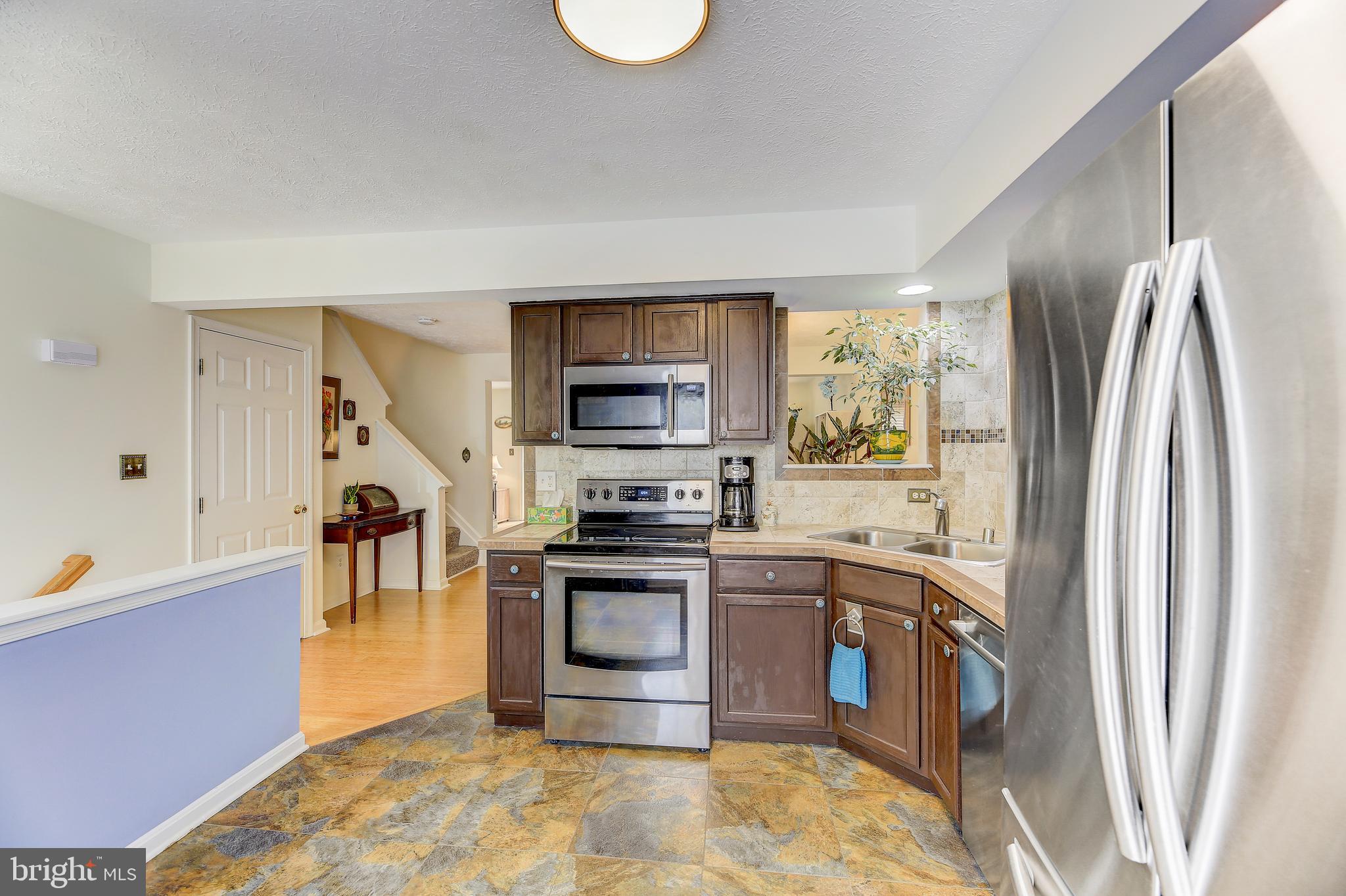 WOODS OF BAYVIEW - Residential