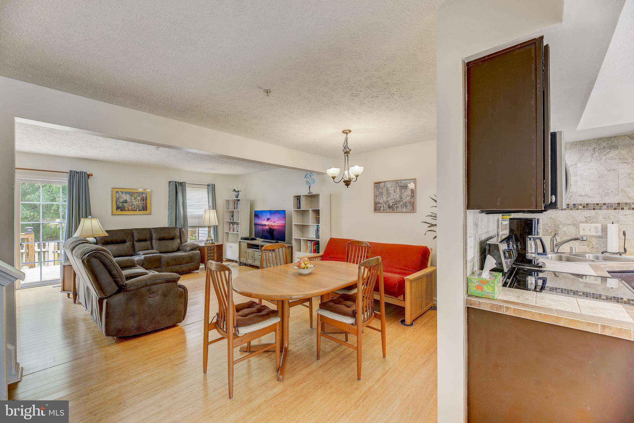 WOODS OF BAYVIEW - Residential