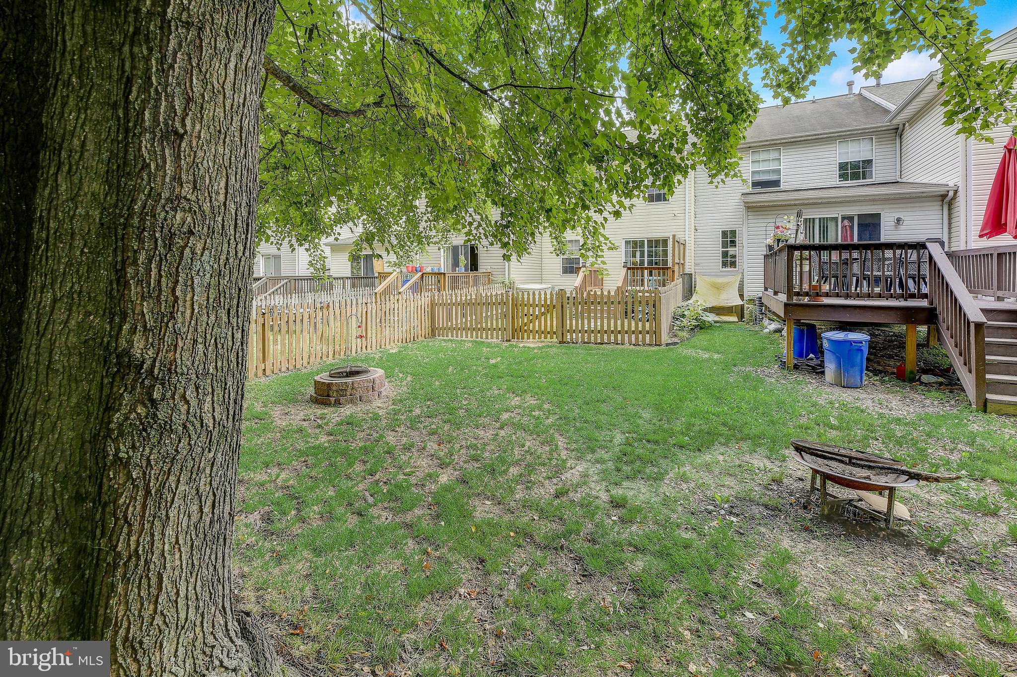 WOODS OF BAYVIEW - Residential