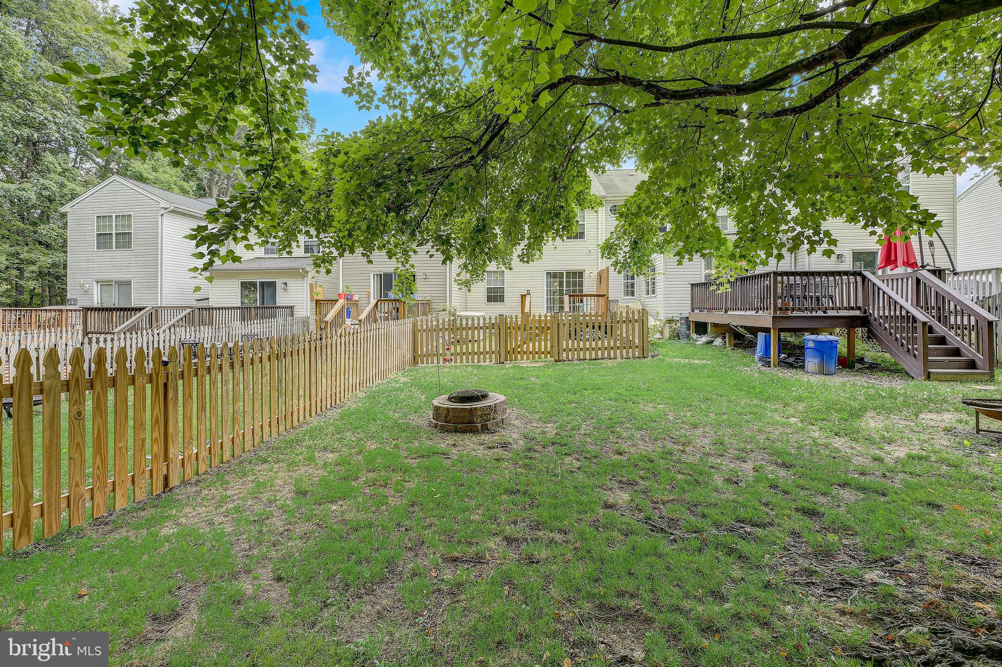 WOODS OF BAYVIEW - Residential