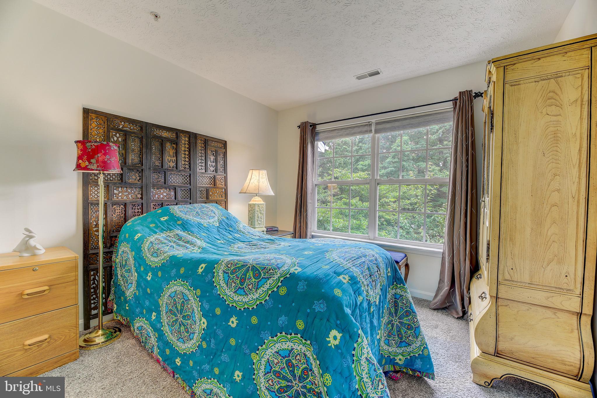 WOODS OF BAYVIEW - Residential