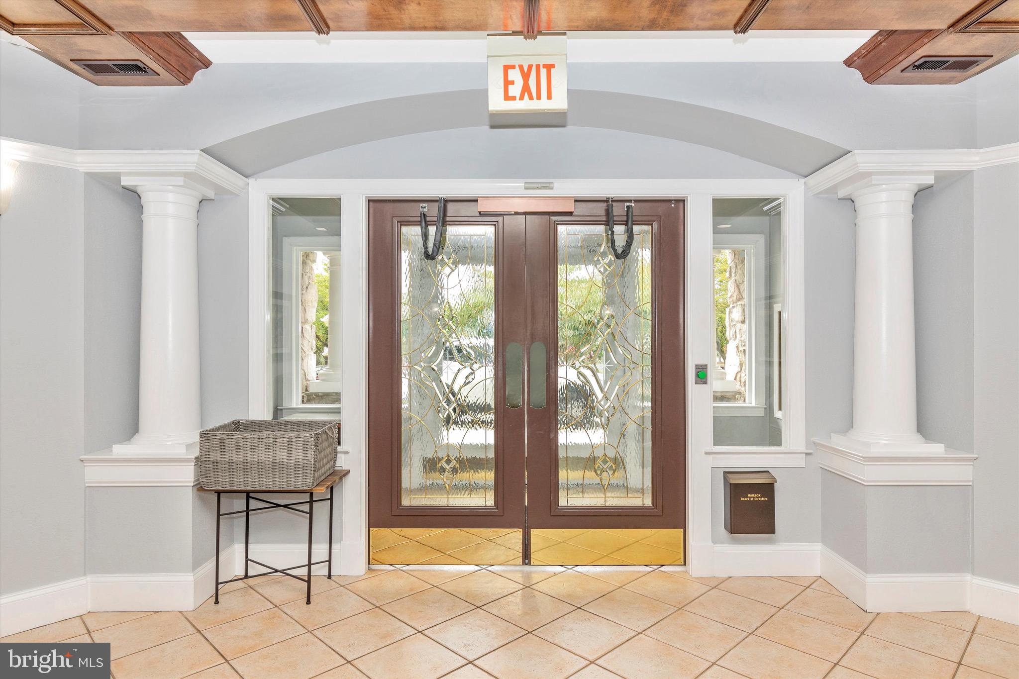 WORMANS MILL - Residential