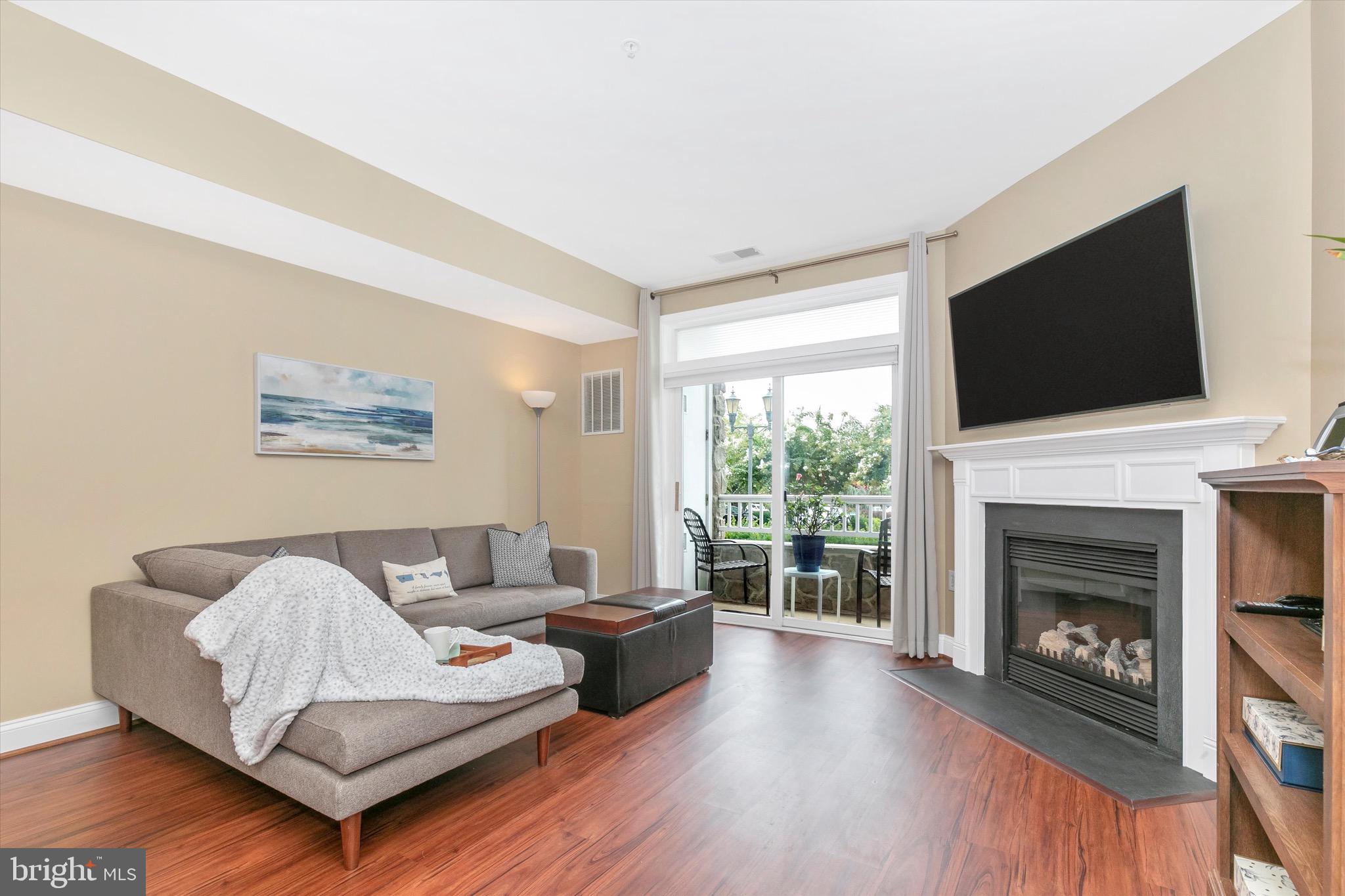 WORMANS MILL - Residential