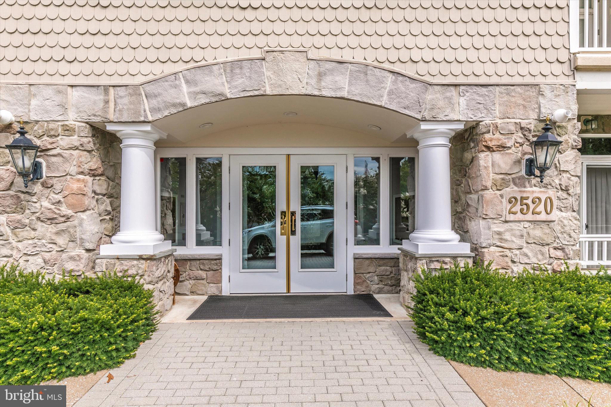 WORMANS MILL - Residential