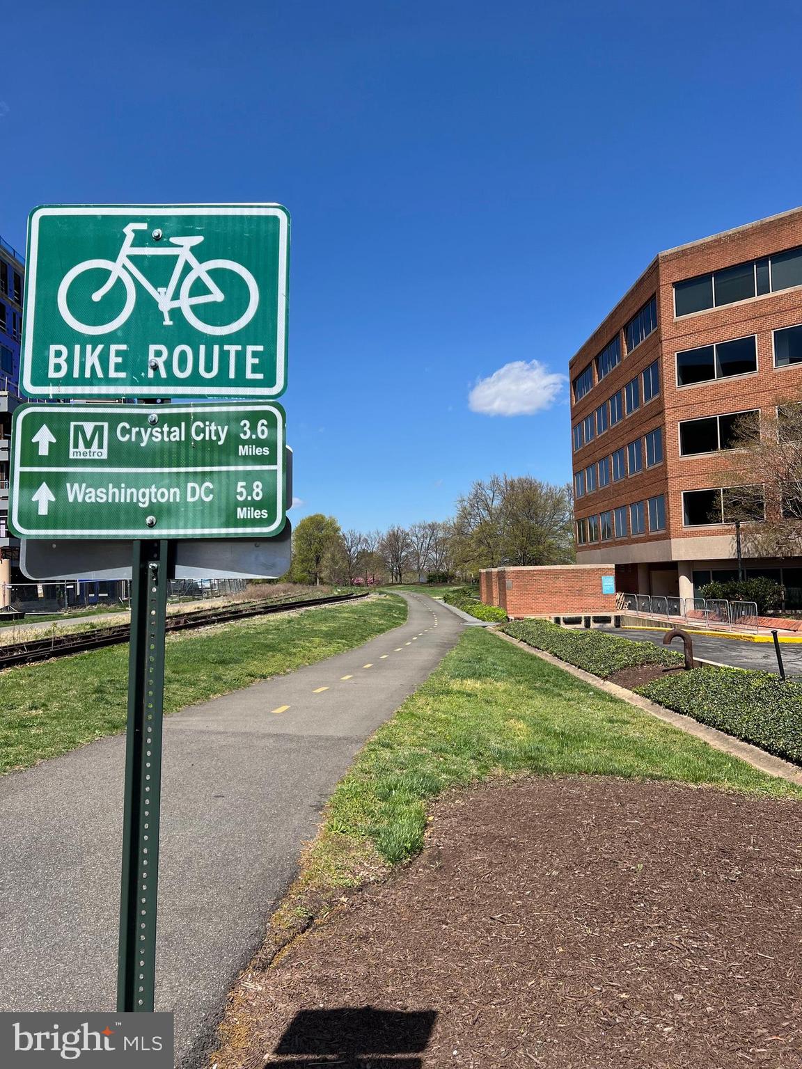 OLD TOWN ALEXANDRIA - Residential
