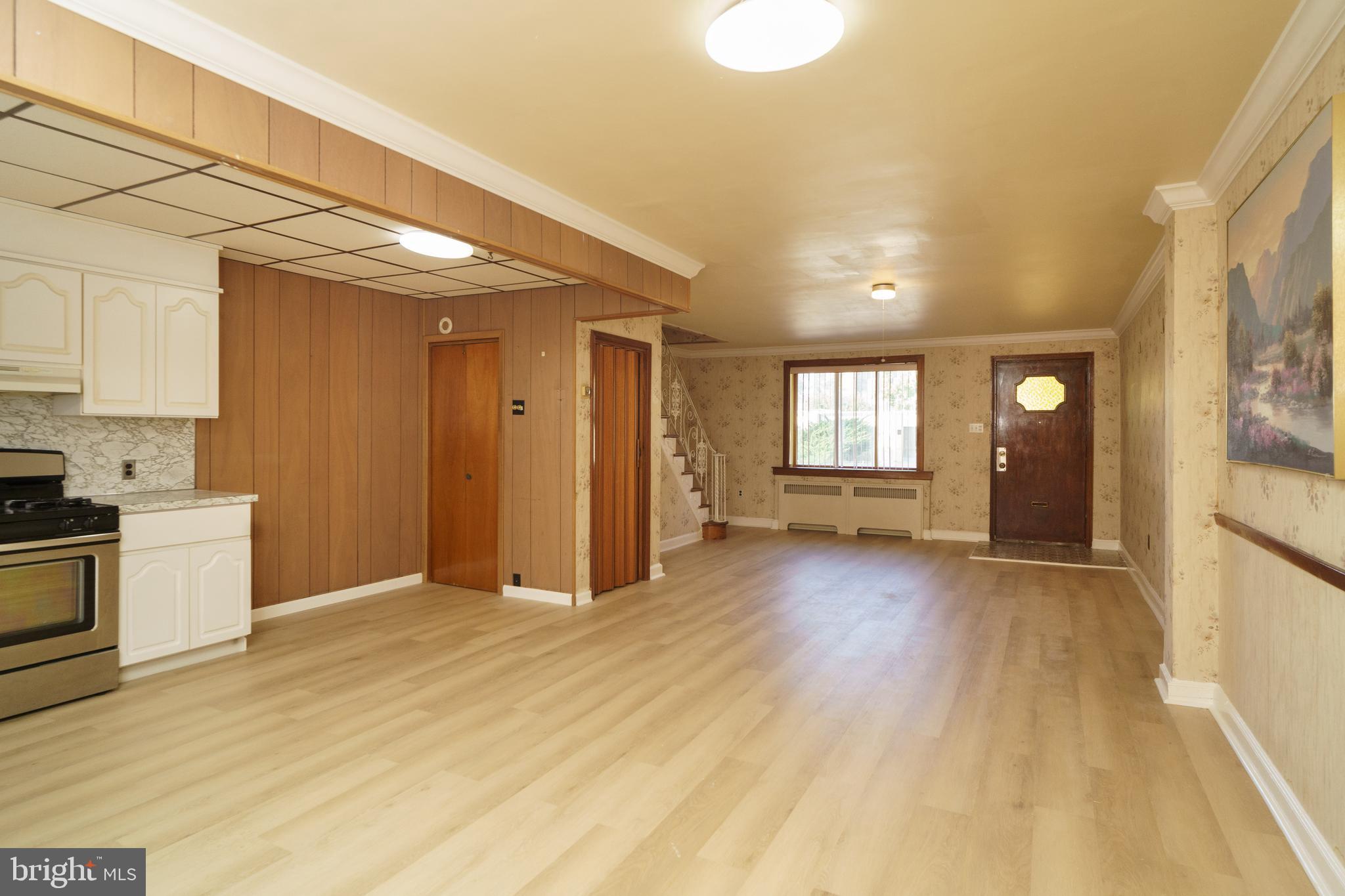 MAYFAIR (EAST) - Residential
