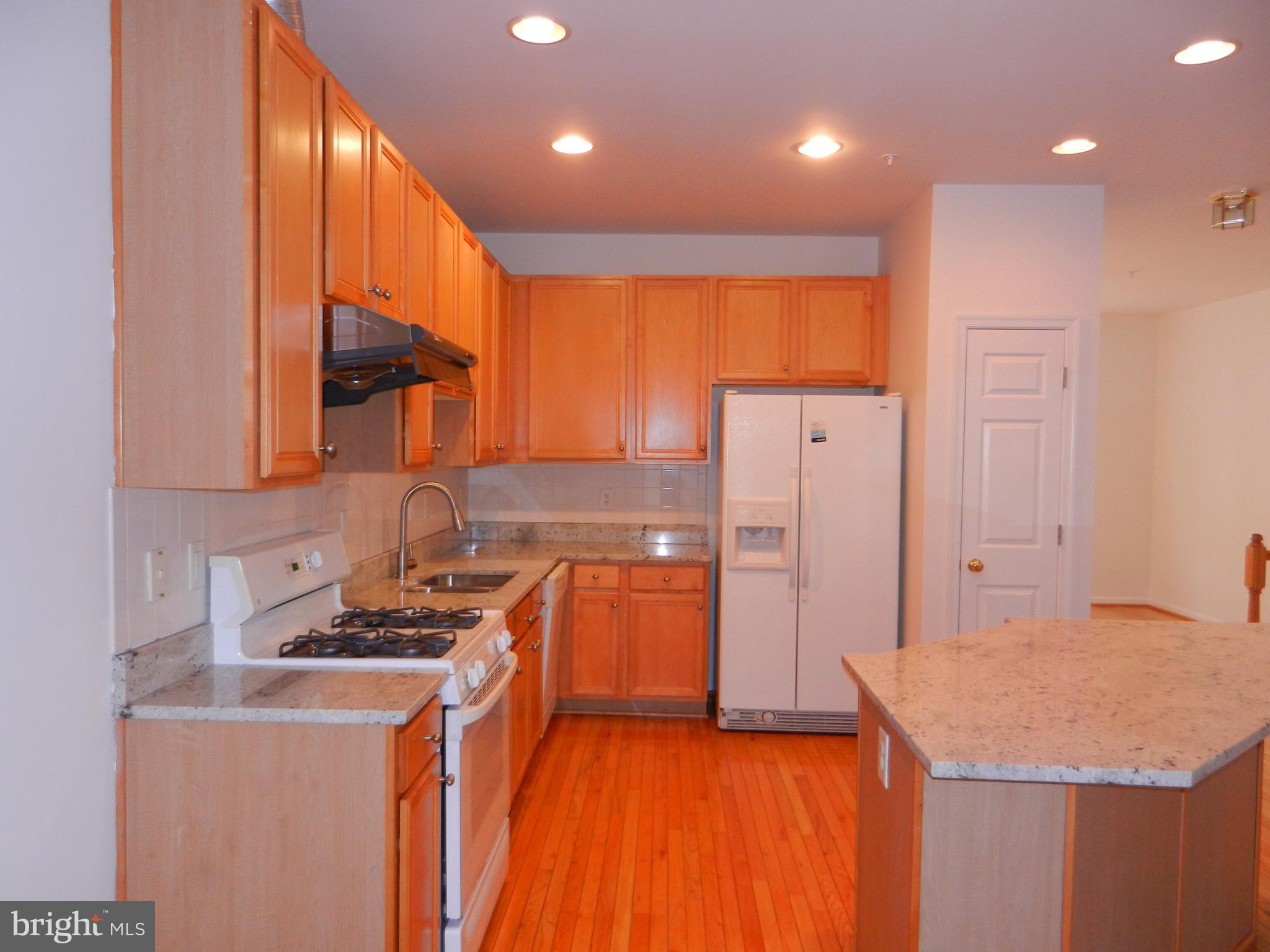 KINGSVIEW VILLAGE - Residential Lease