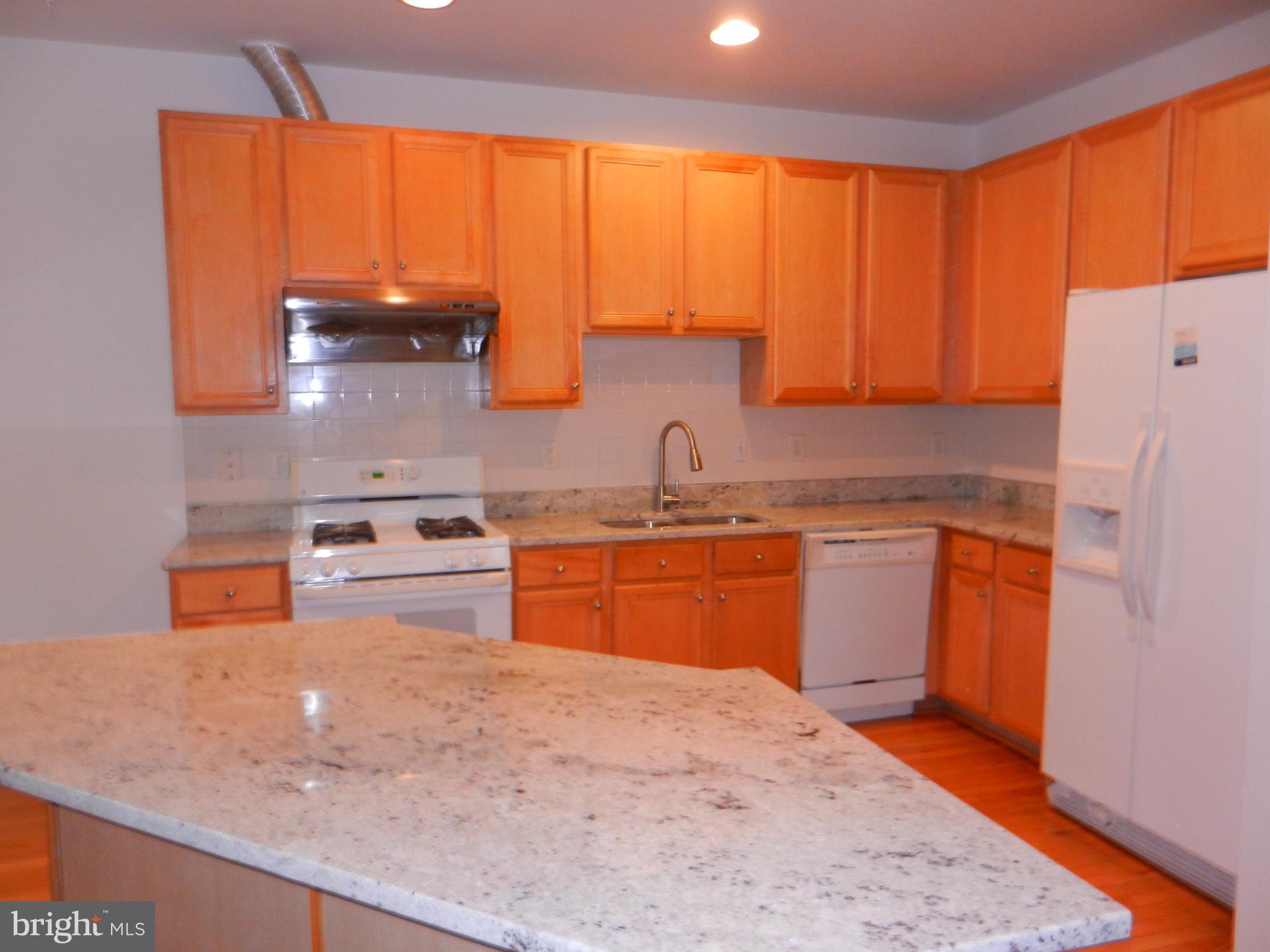 KINGSVIEW VILLAGE - Residential Lease