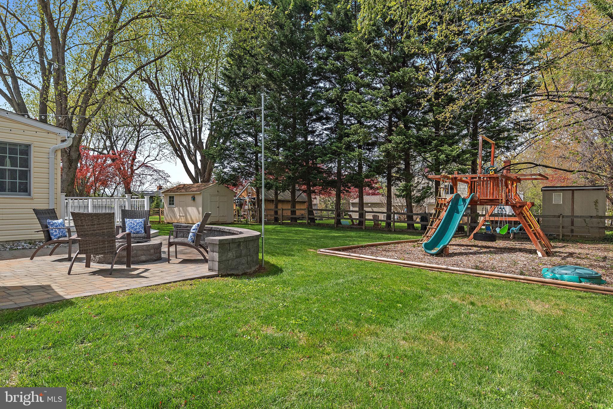 WHITEHALL BEACH - Residential