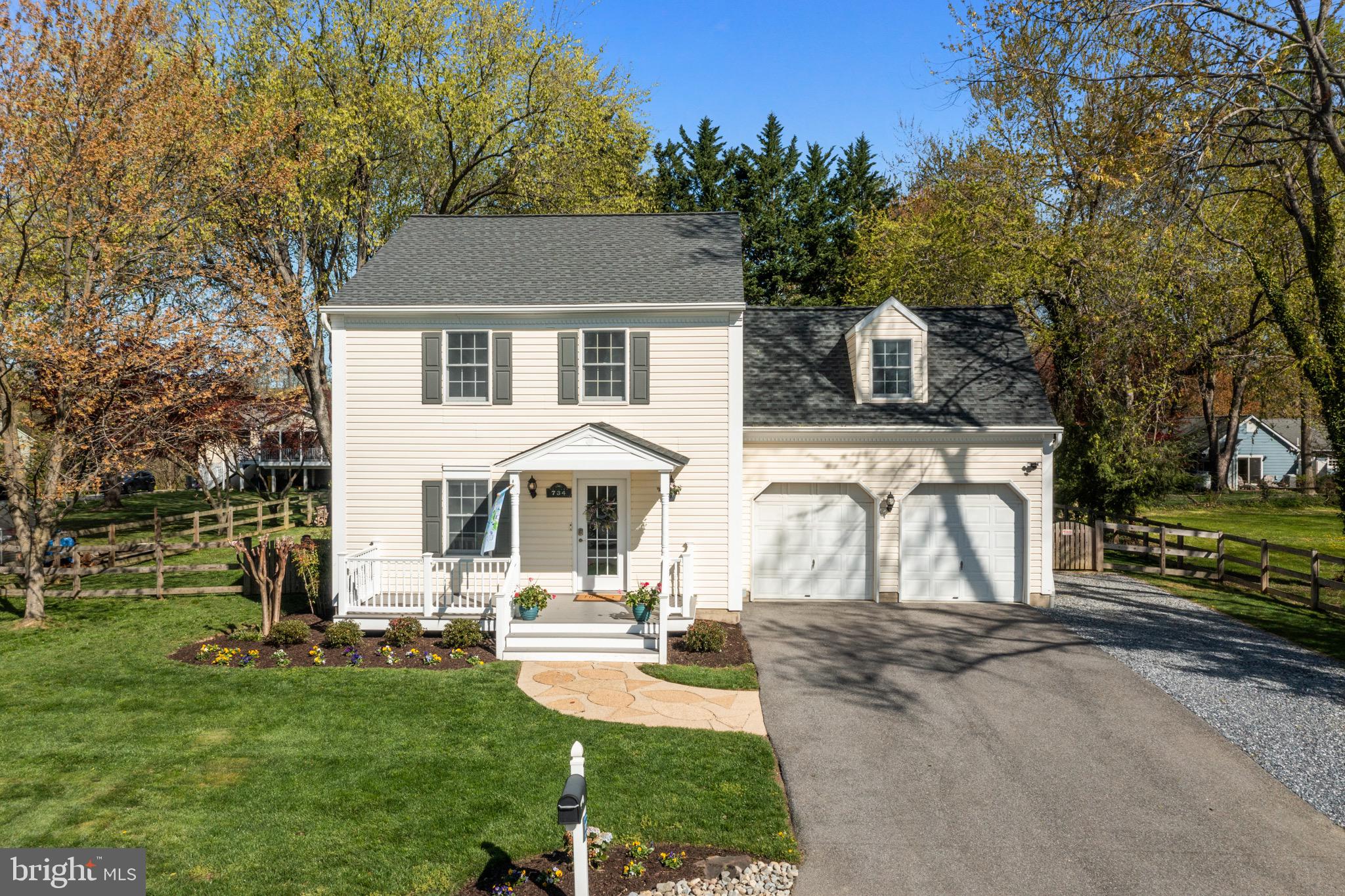 WHITEHALL BEACH - Residential