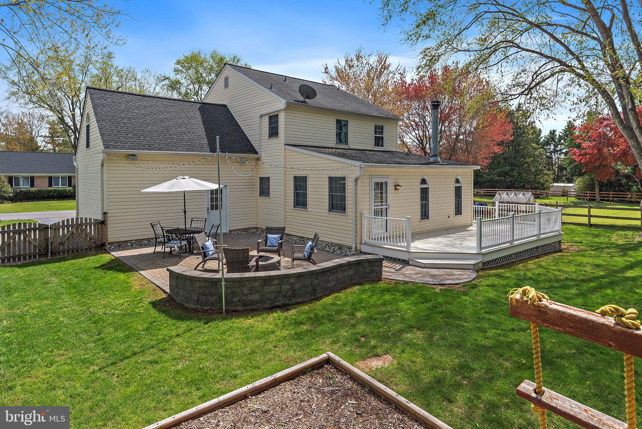 WHITEHALL BEACH - Residential