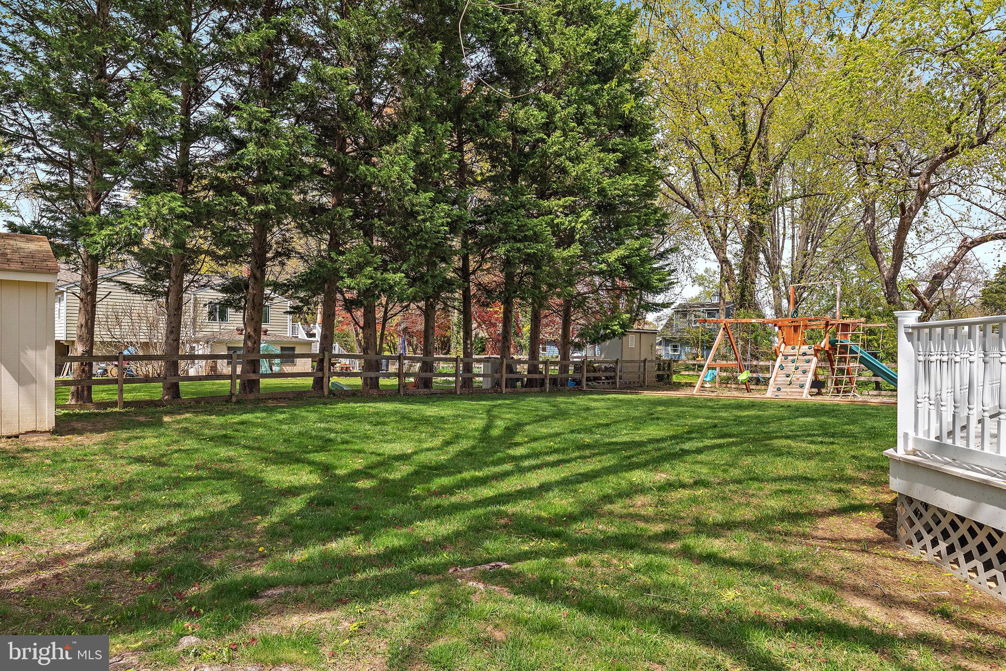 WHITEHALL BEACH - Residential
