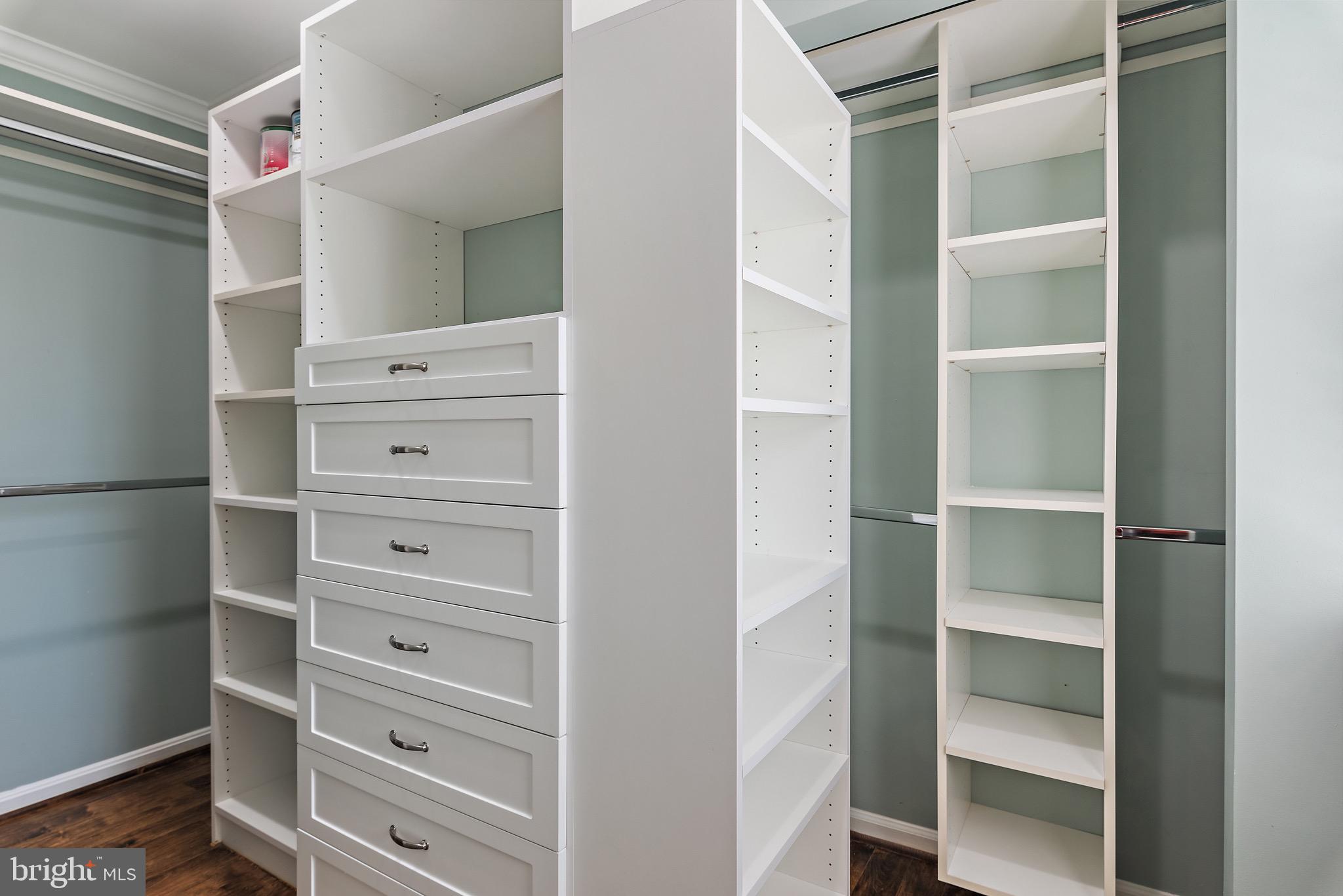 WHITEHALL BEACH - Residential