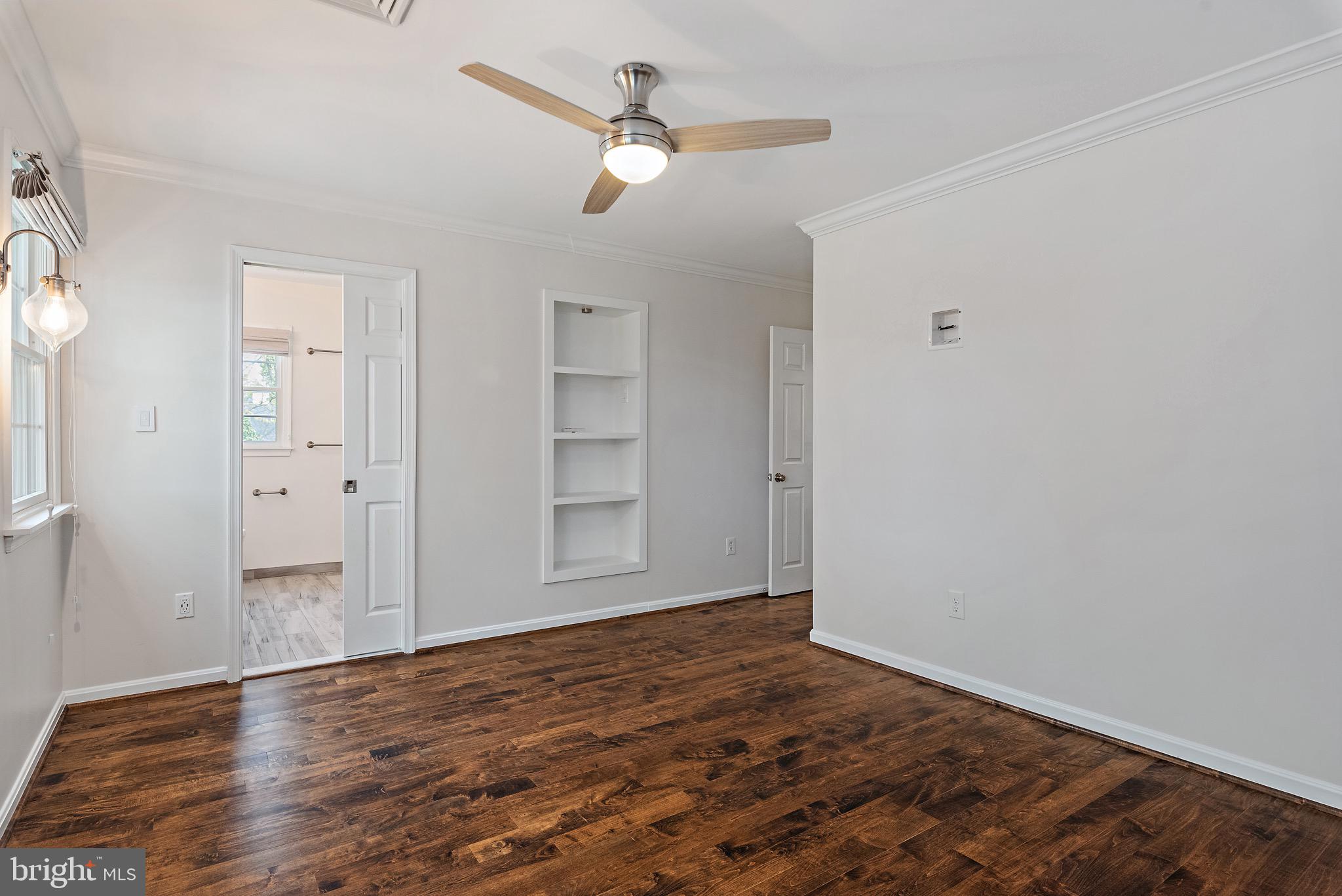 WHITEHALL BEACH - Residential