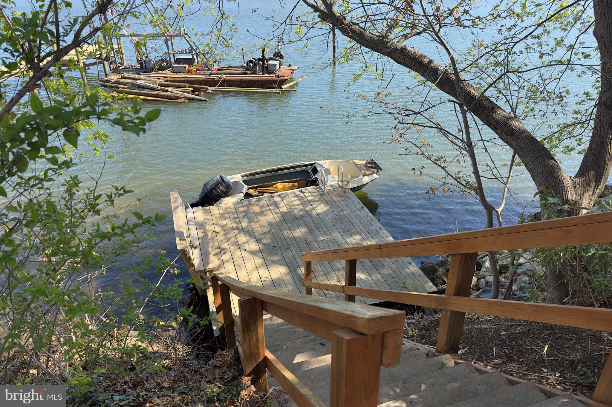 WHITEHALL BEACH - Residential