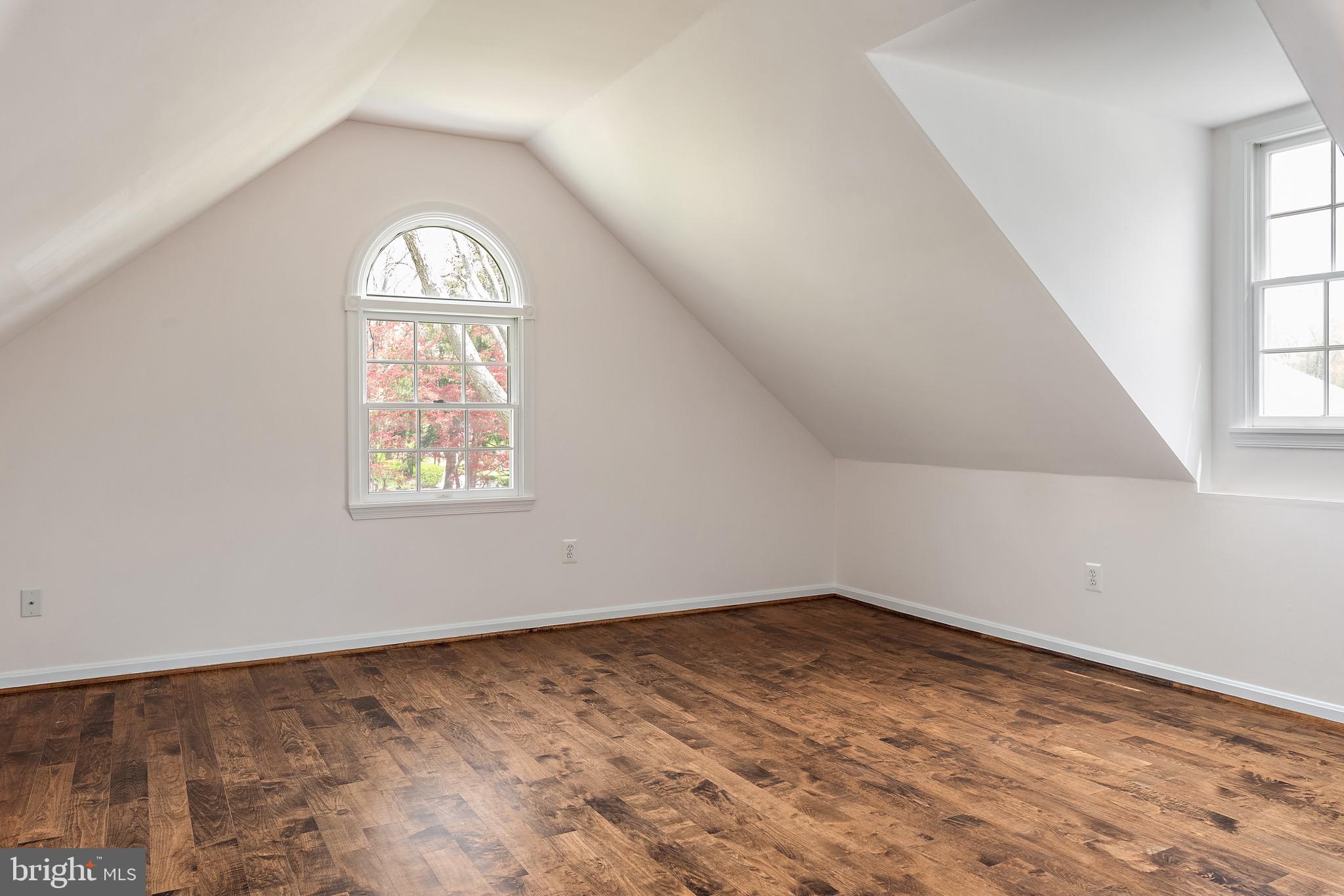 WHITEHALL BEACH - Residential