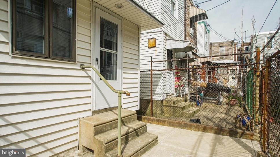 HARROWGATE - Residential