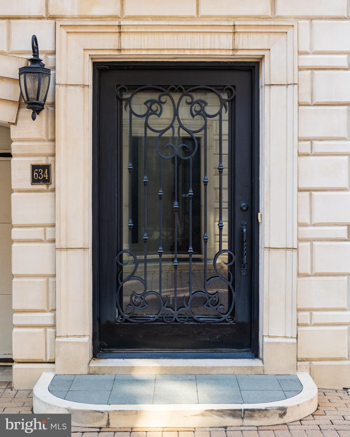 PIER HOMES AT HARBORVIEW - Residential Lease