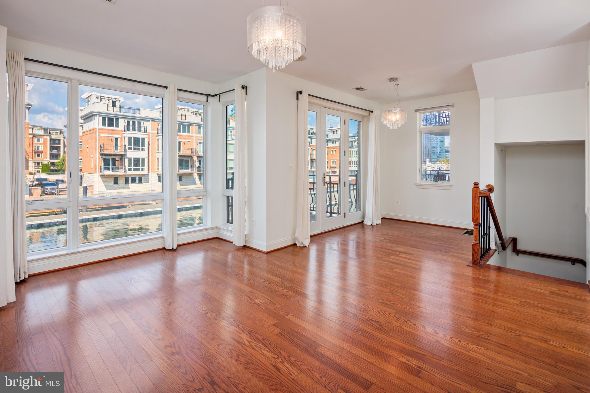 PIER HOMES AT HARBORVIEW - Residential Lease