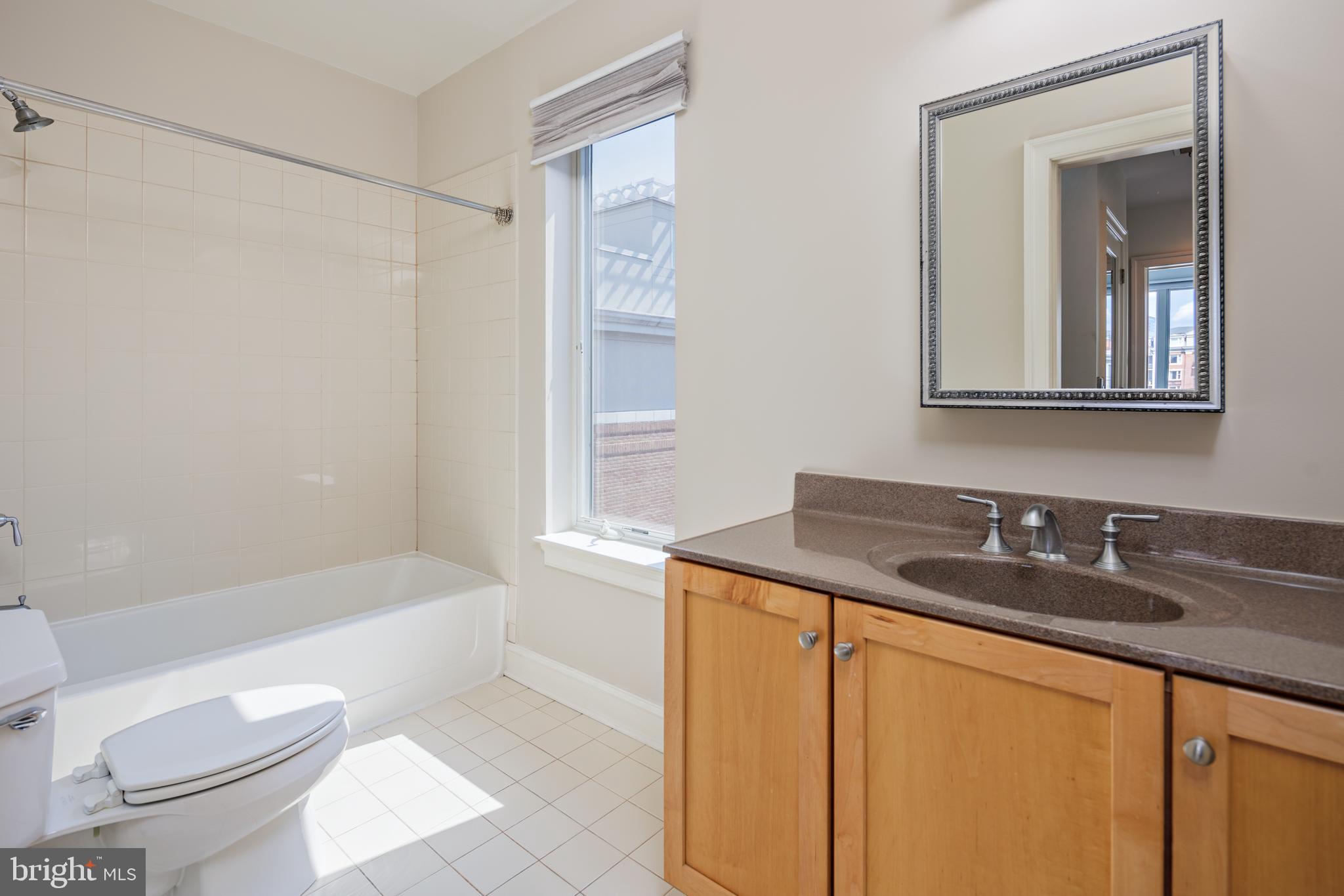 PIER HOMES AT HARBORVIEW - Residential Lease