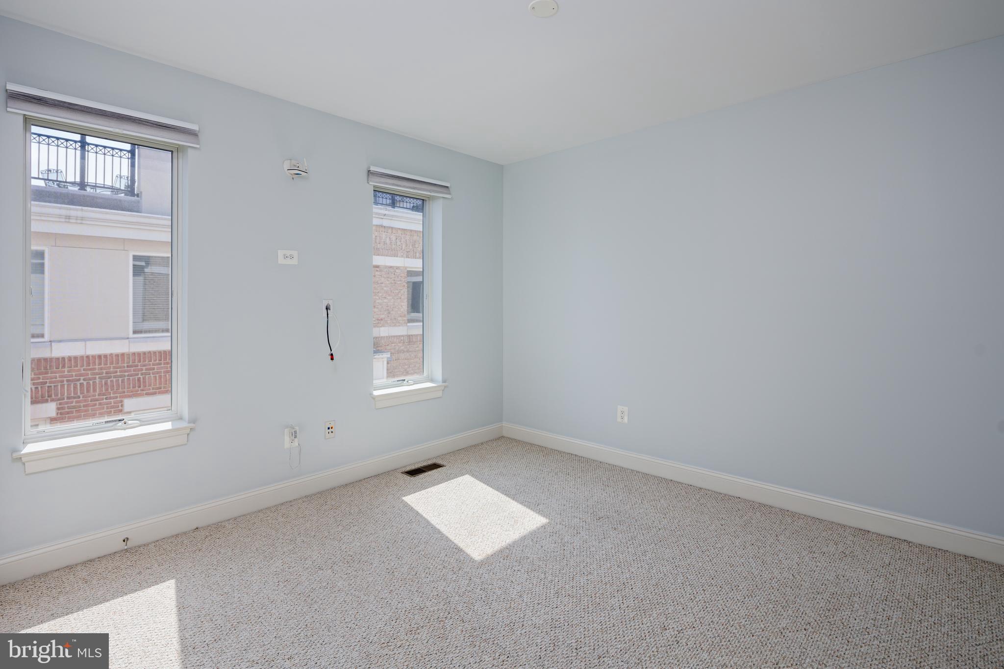 PIER HOMES AT HARBORVIEW - Residential Lease