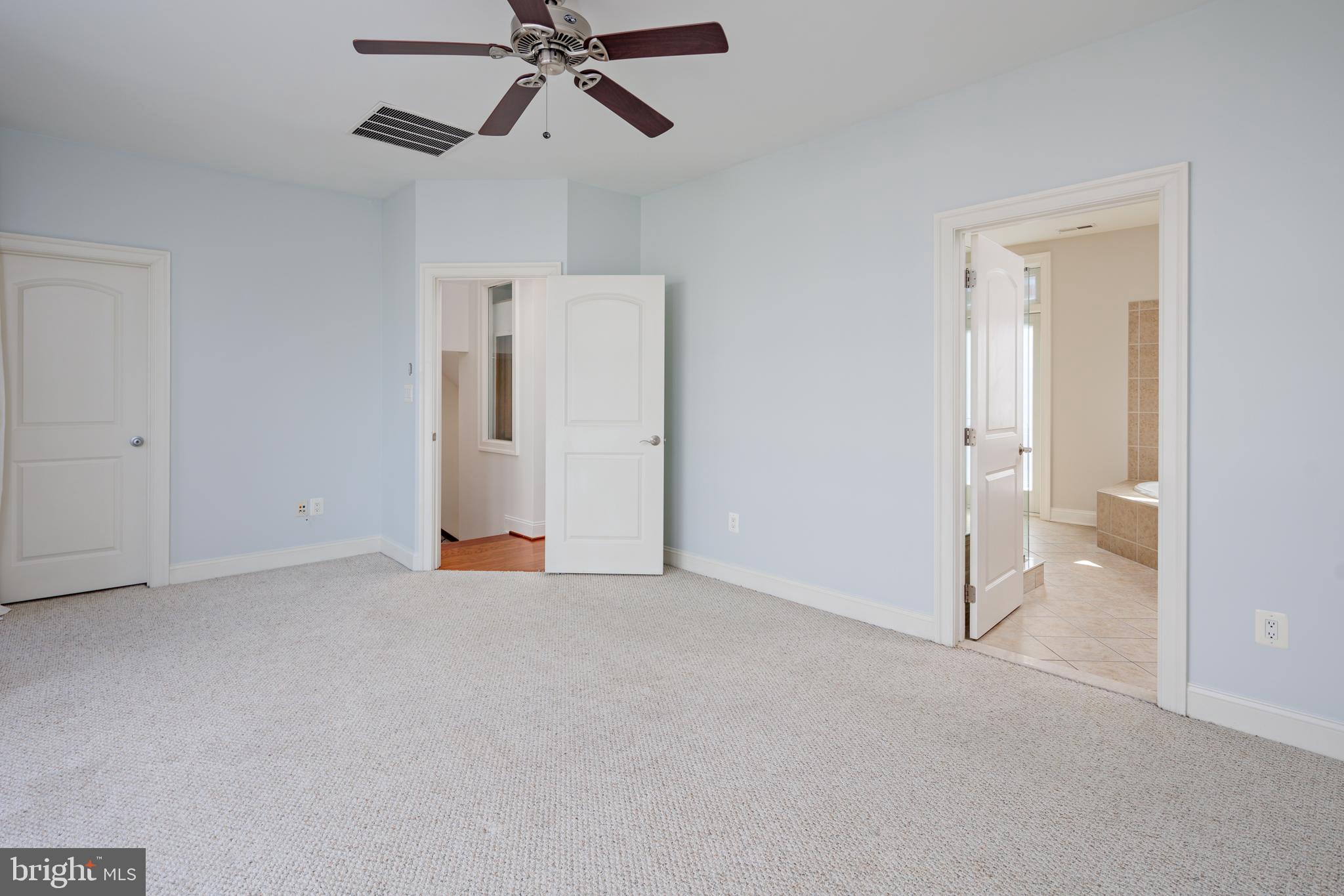 PIER HOMES AT HARBORVIEW - Residential Lease