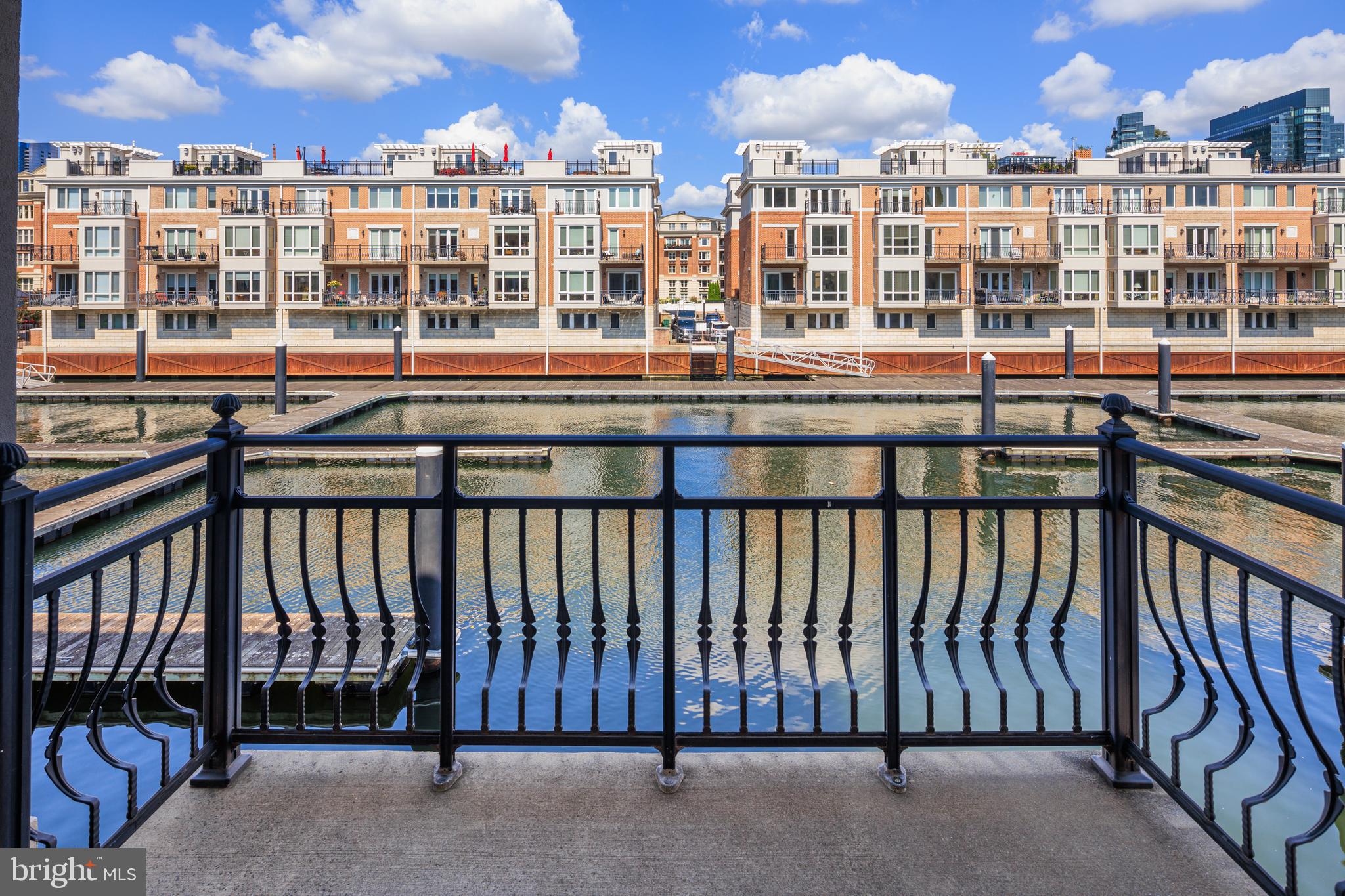 PIER HOMES AT HARBORVIEW - Residential Lease