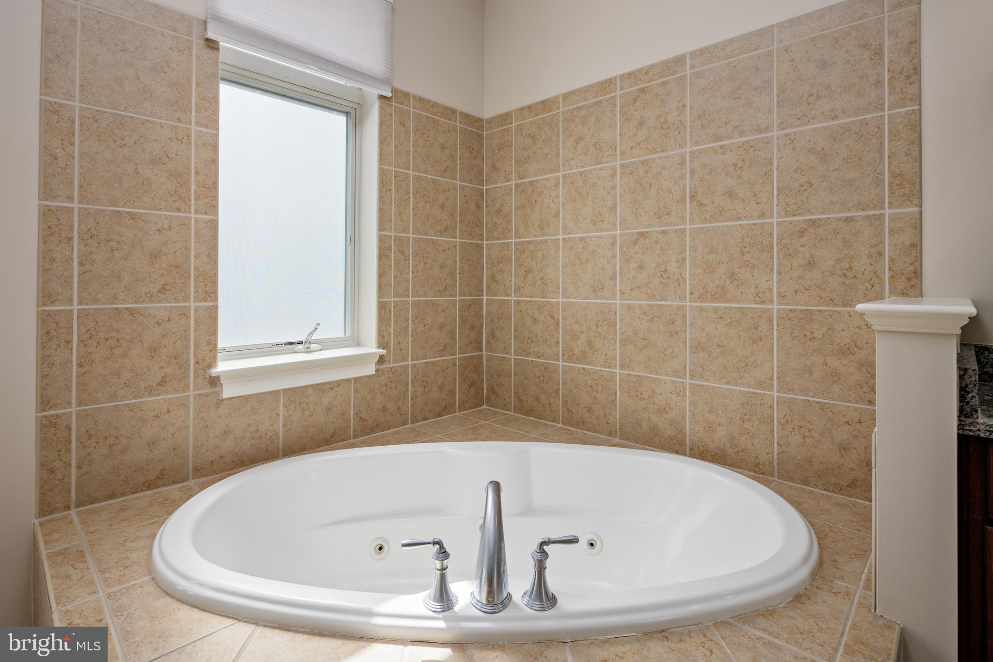 PIER HOMES AT HARBORVIEW - Residential Lease