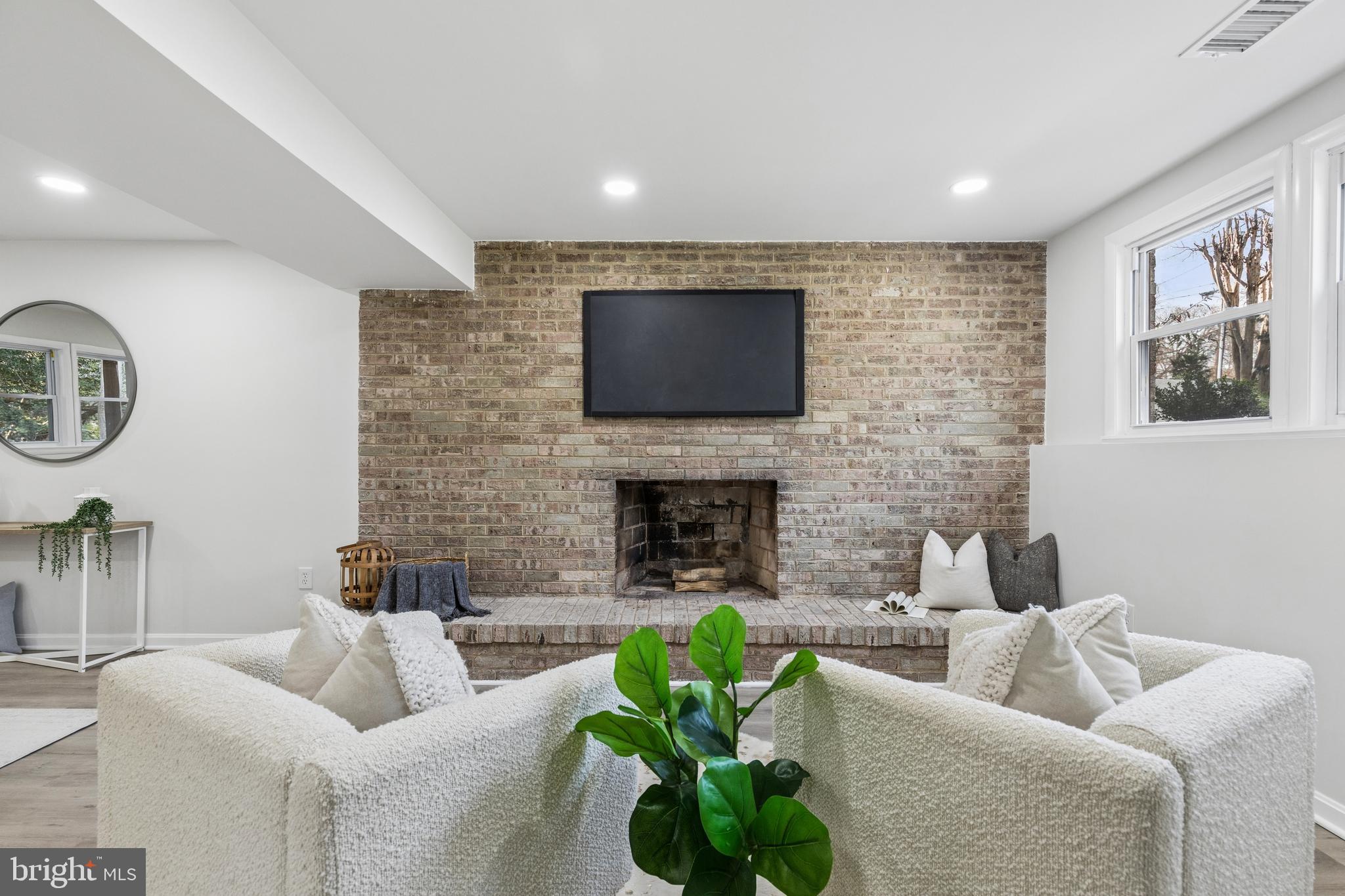 CAPE ST CLAIRE - Residential