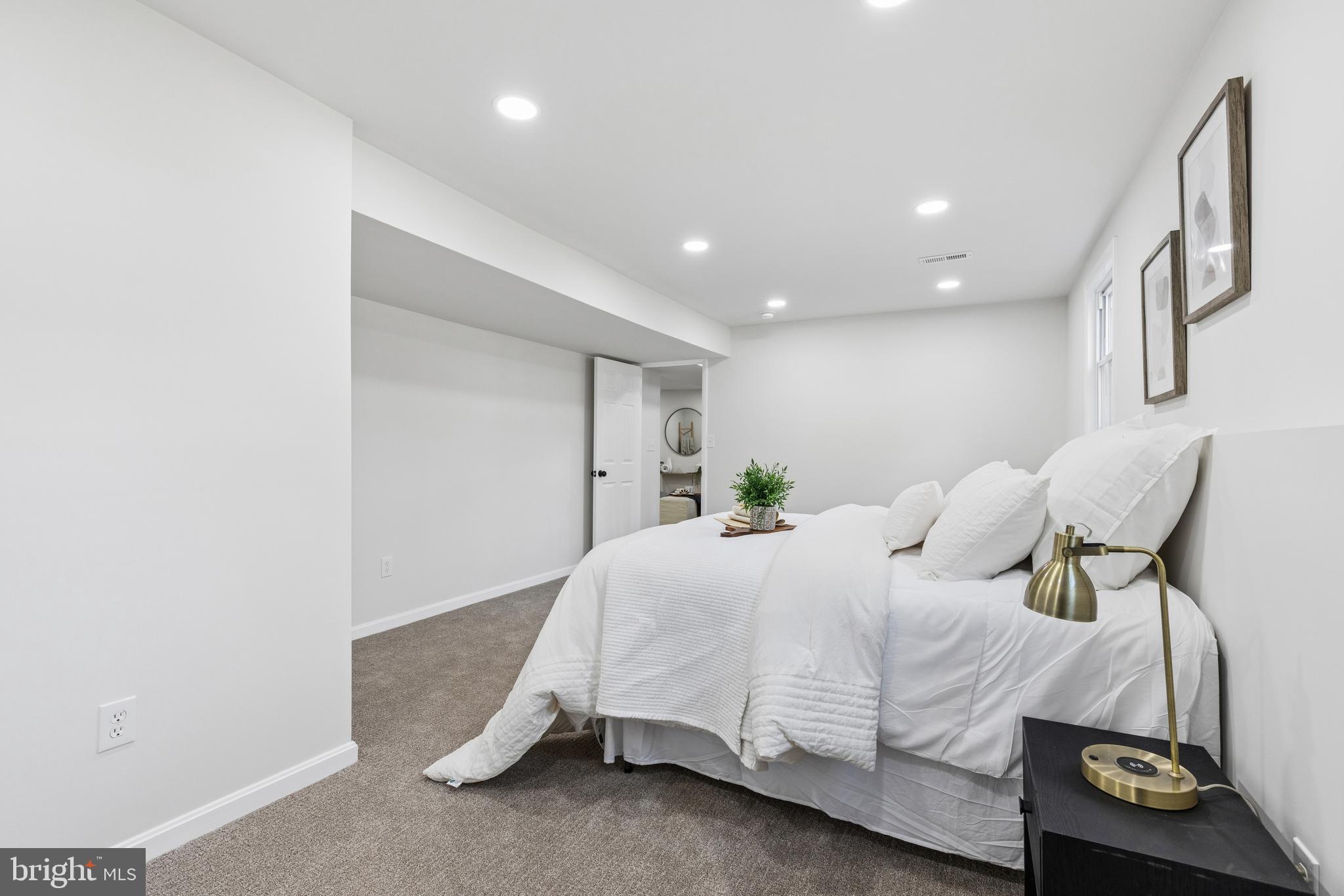 CAPE ST CLAIRE - Residential