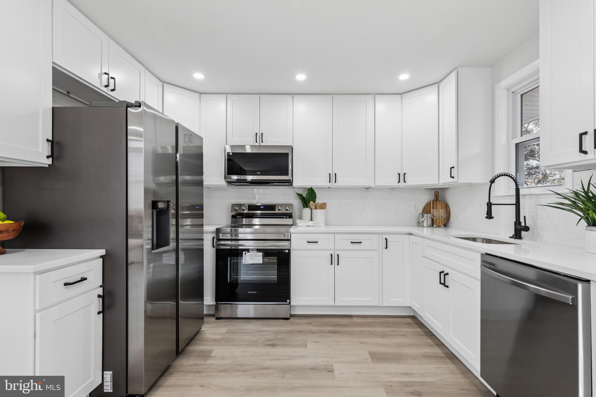 CAPE ST CLAIRE - Residential