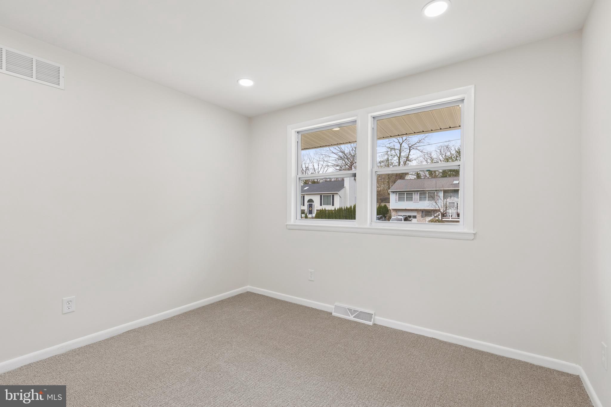 CAPE ST CLAIRE - Residential