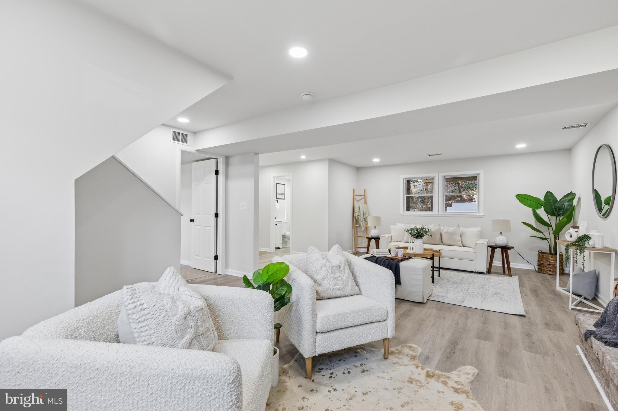 CAPE ST CLAIRE - Residential