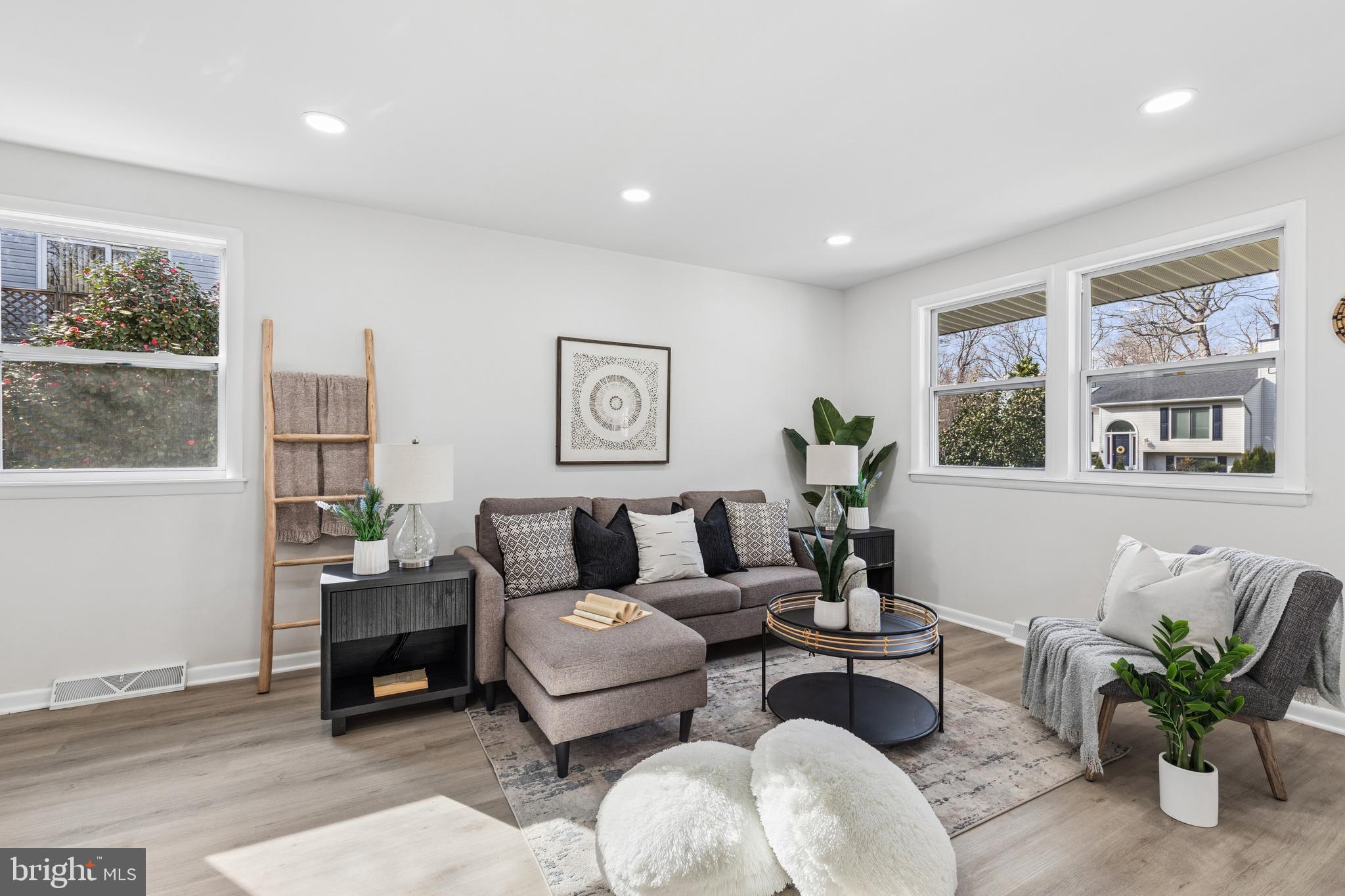 CAPE ST CLAIRE - Residential