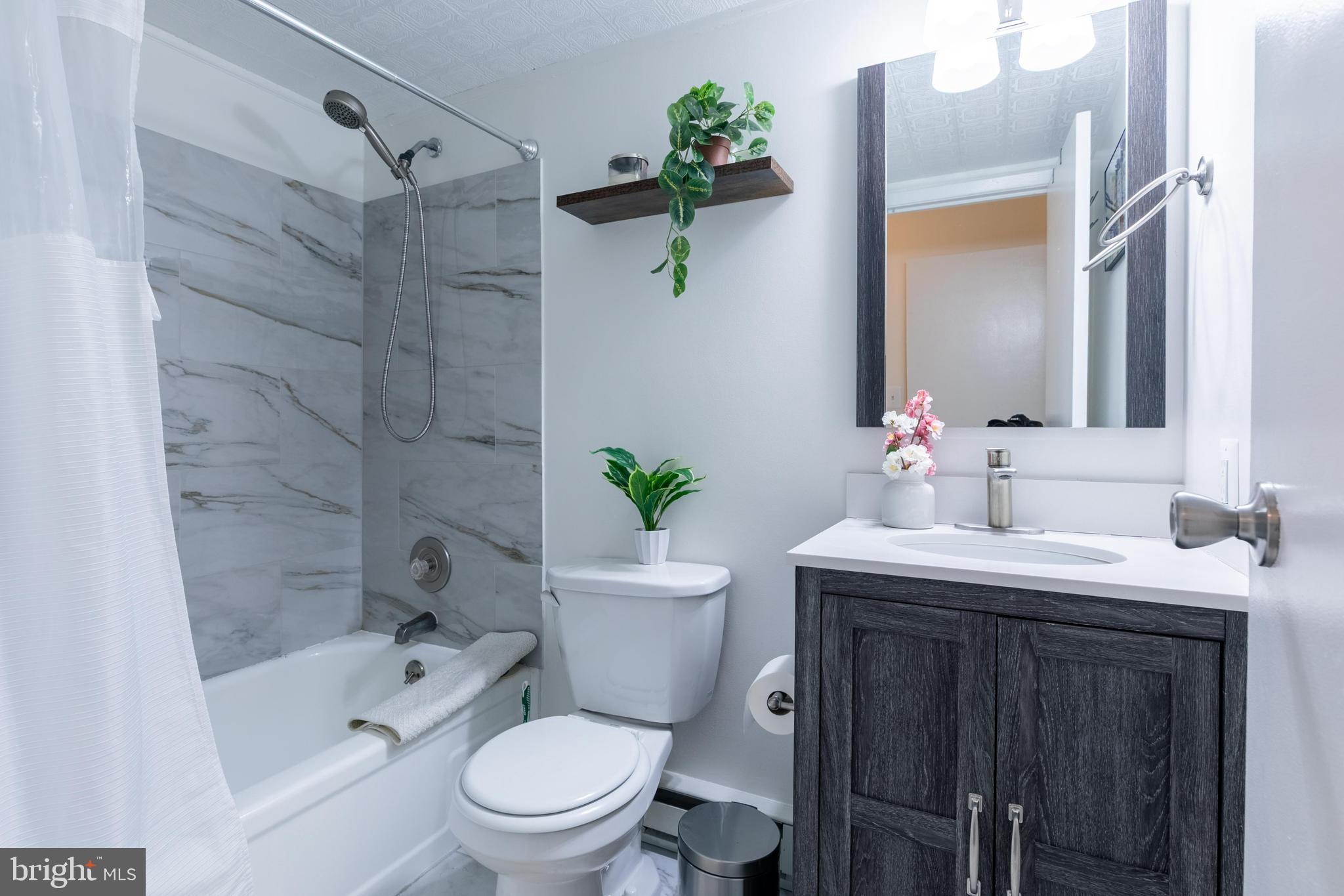 HAVERFORD HILL - Residential