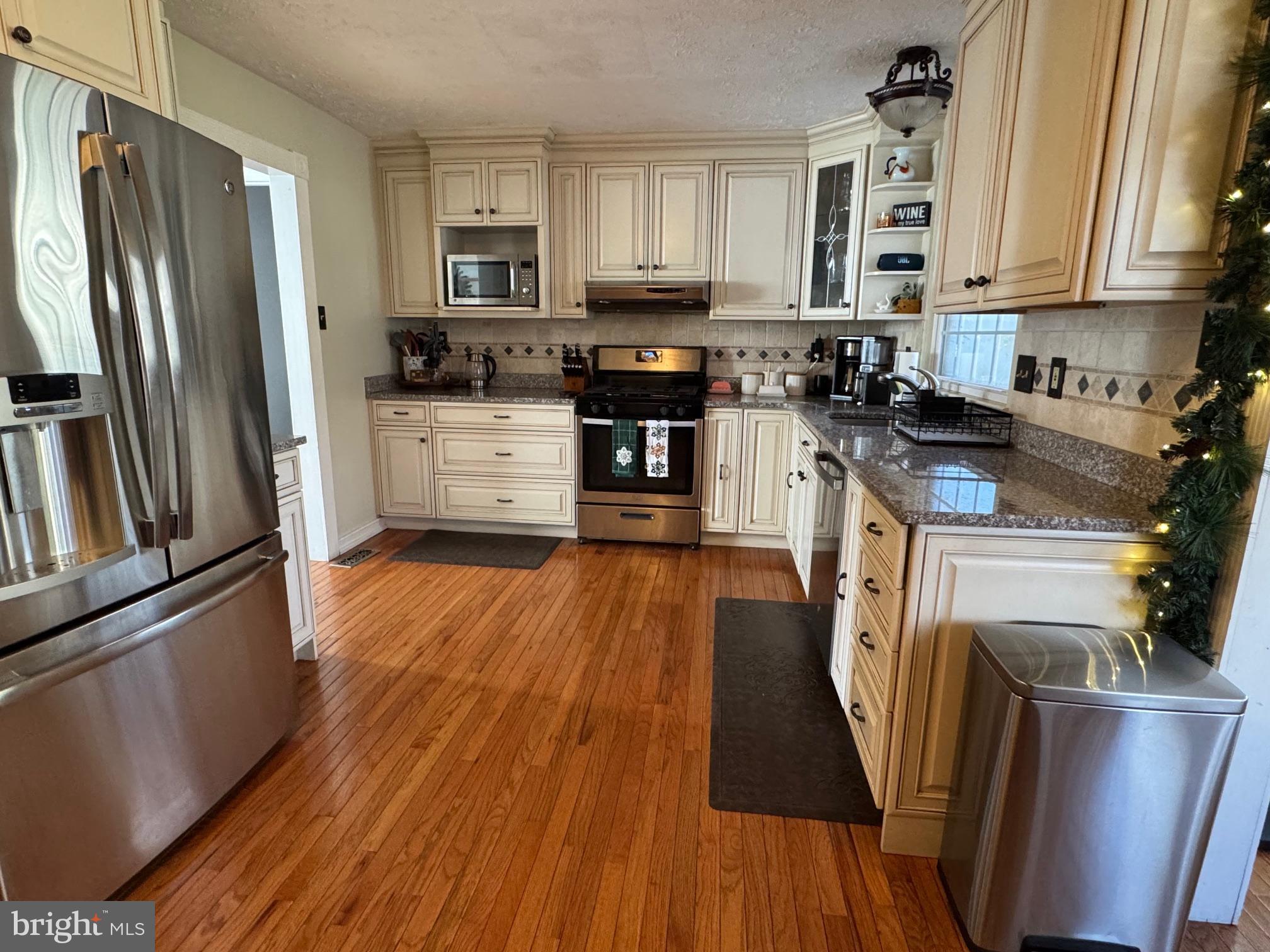 BOX HILL SOUTH - Residential Lease