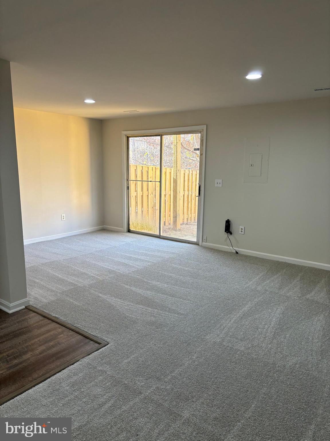 BALLANTRAYE - Residential Lease