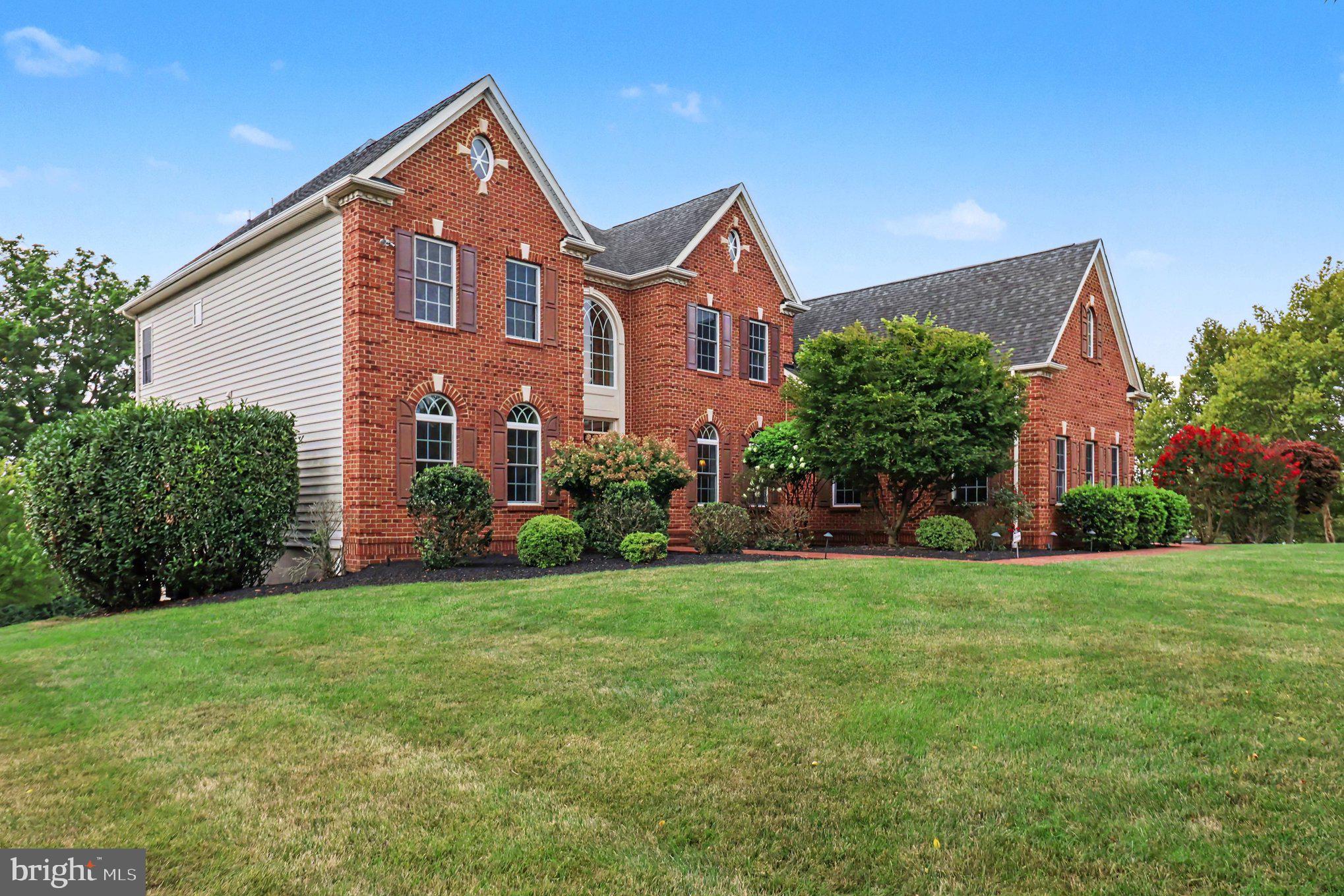 1376 SPRING HILL ROAD