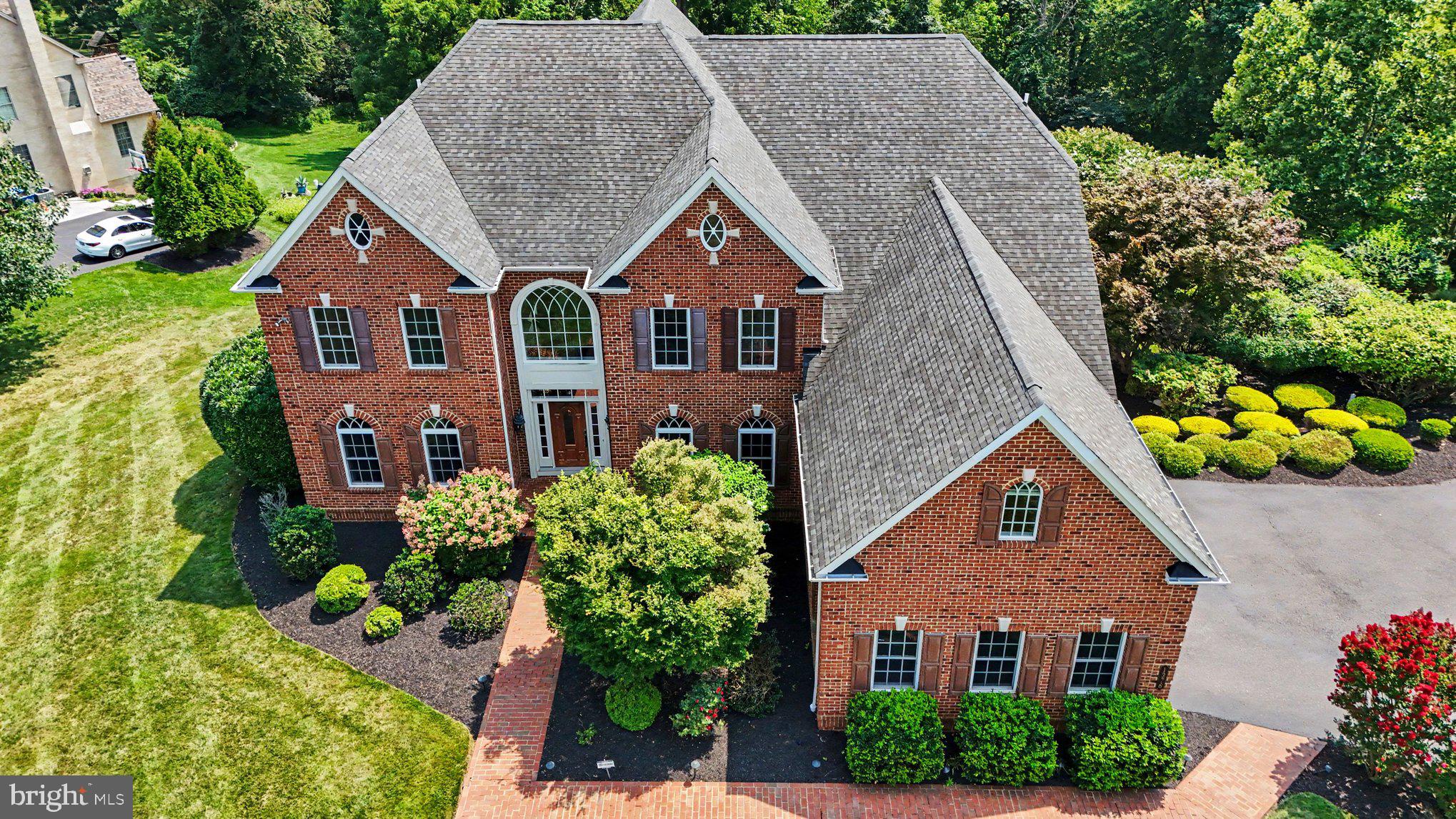 1376 SPRING HILL ROAD