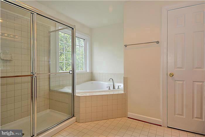 COPPERMINE CROSSING - Residential Lease