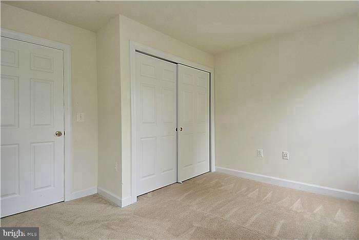 COPPERMINE CROSSING - Residential Lease