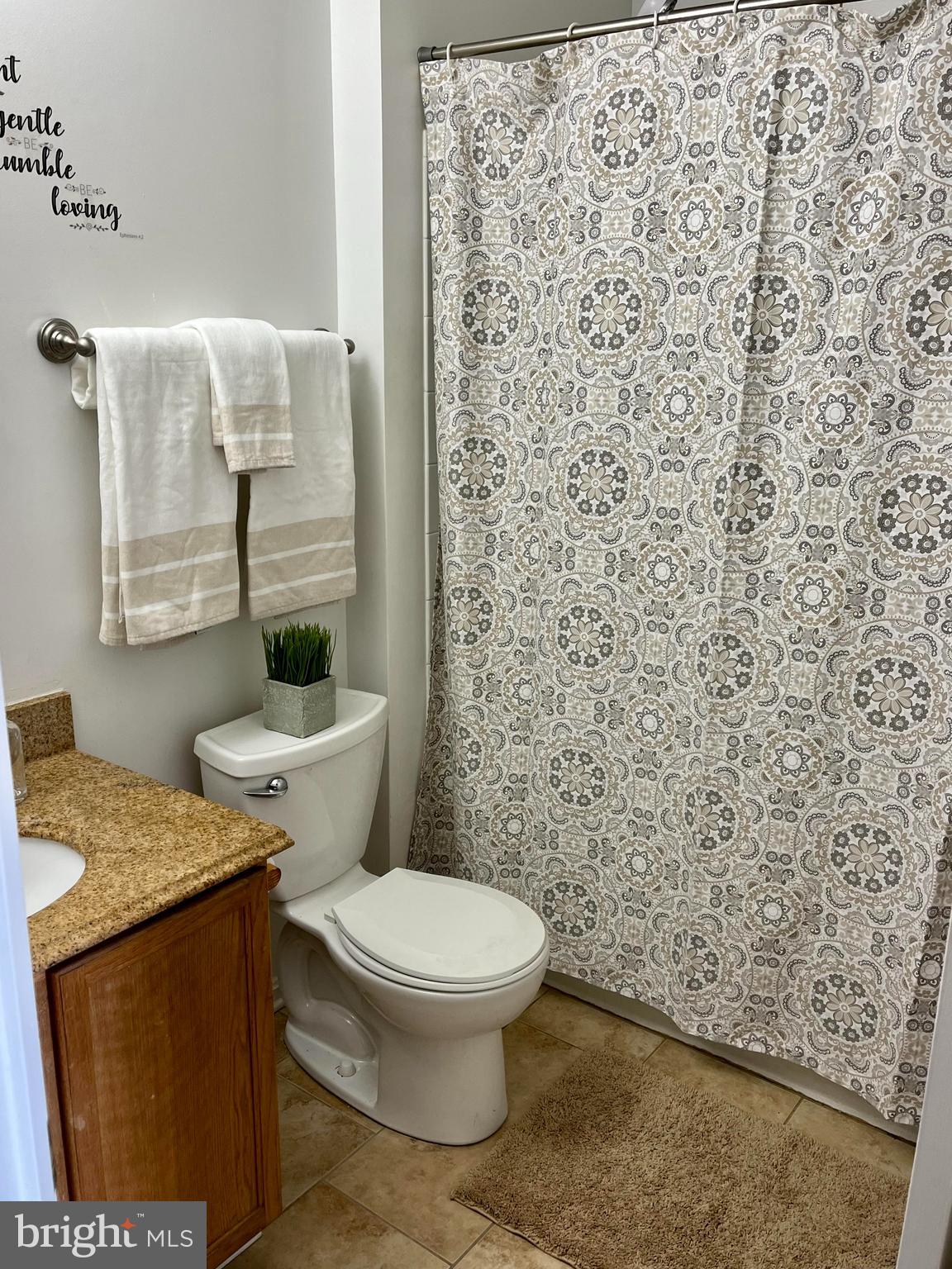 SEVEN OAKS - Residential Lease