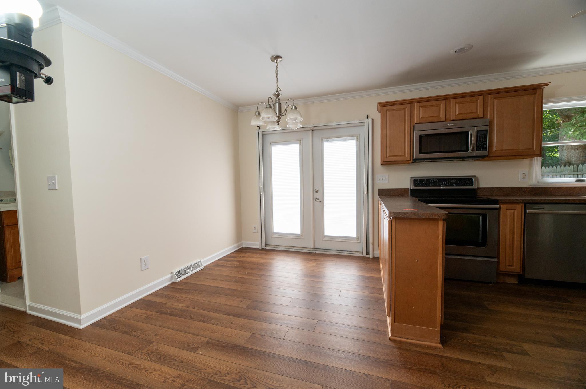 WHITE SANDS - Residential