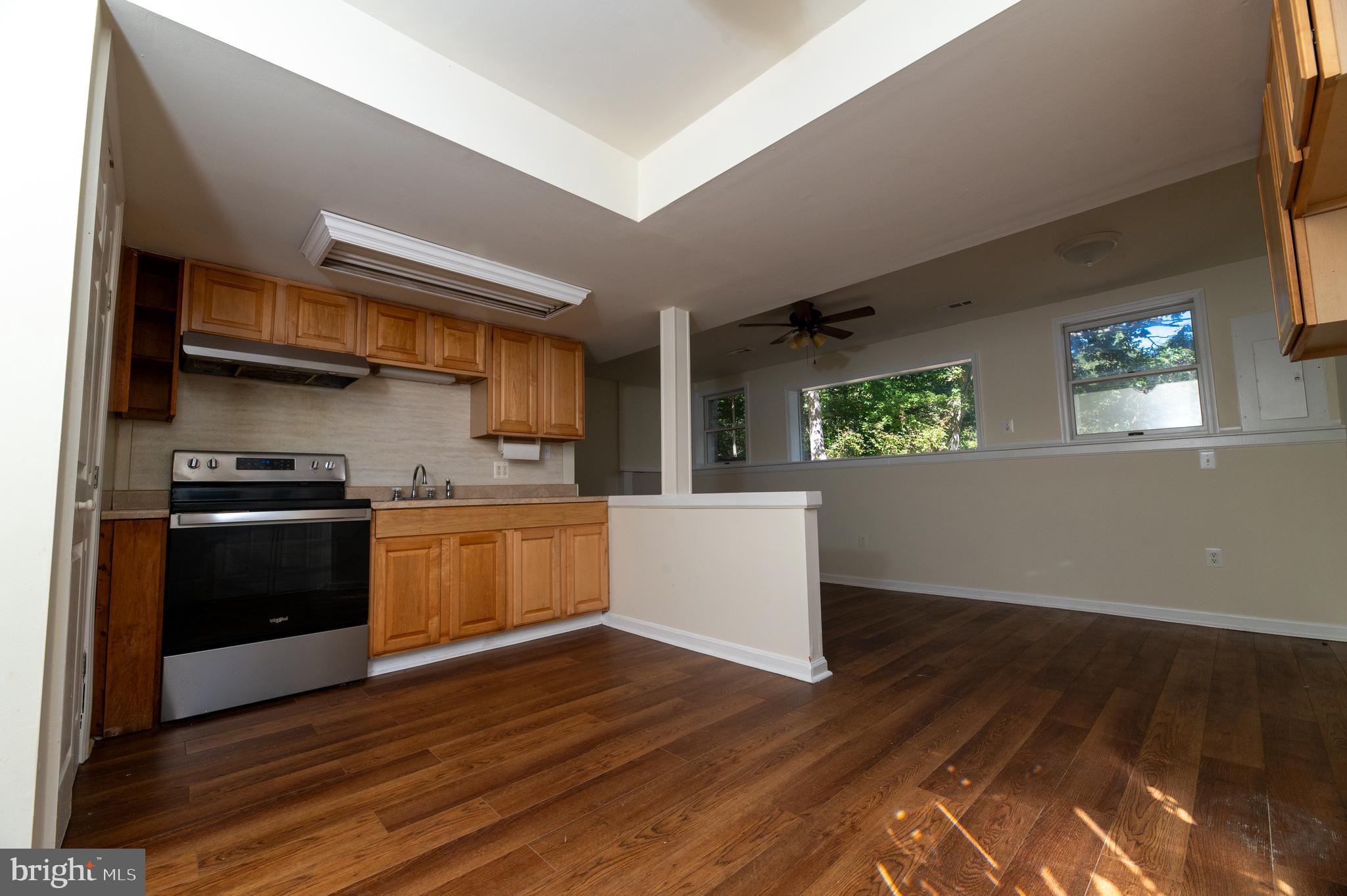 WHITE SANDS - Residential