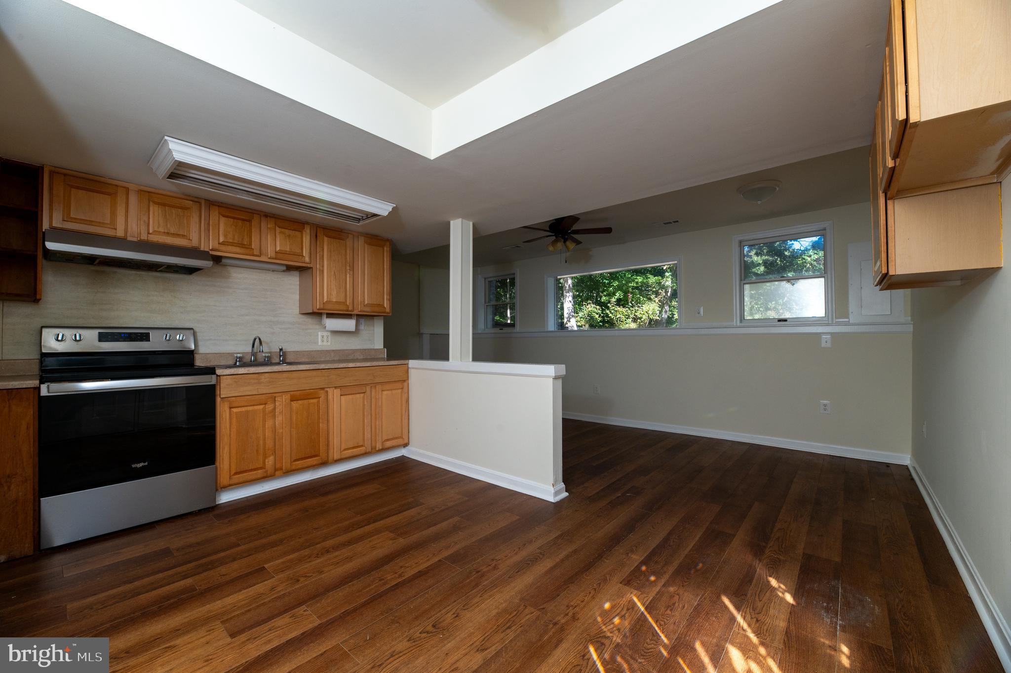 WHITE SANDS - Residential