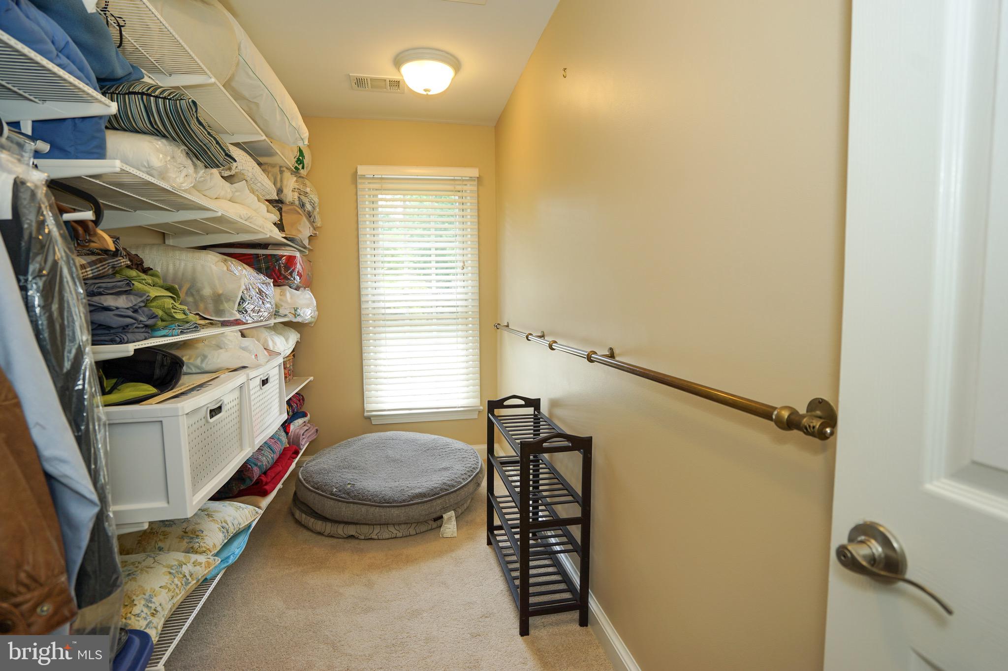 FOX HUNT ESTATES - Residential